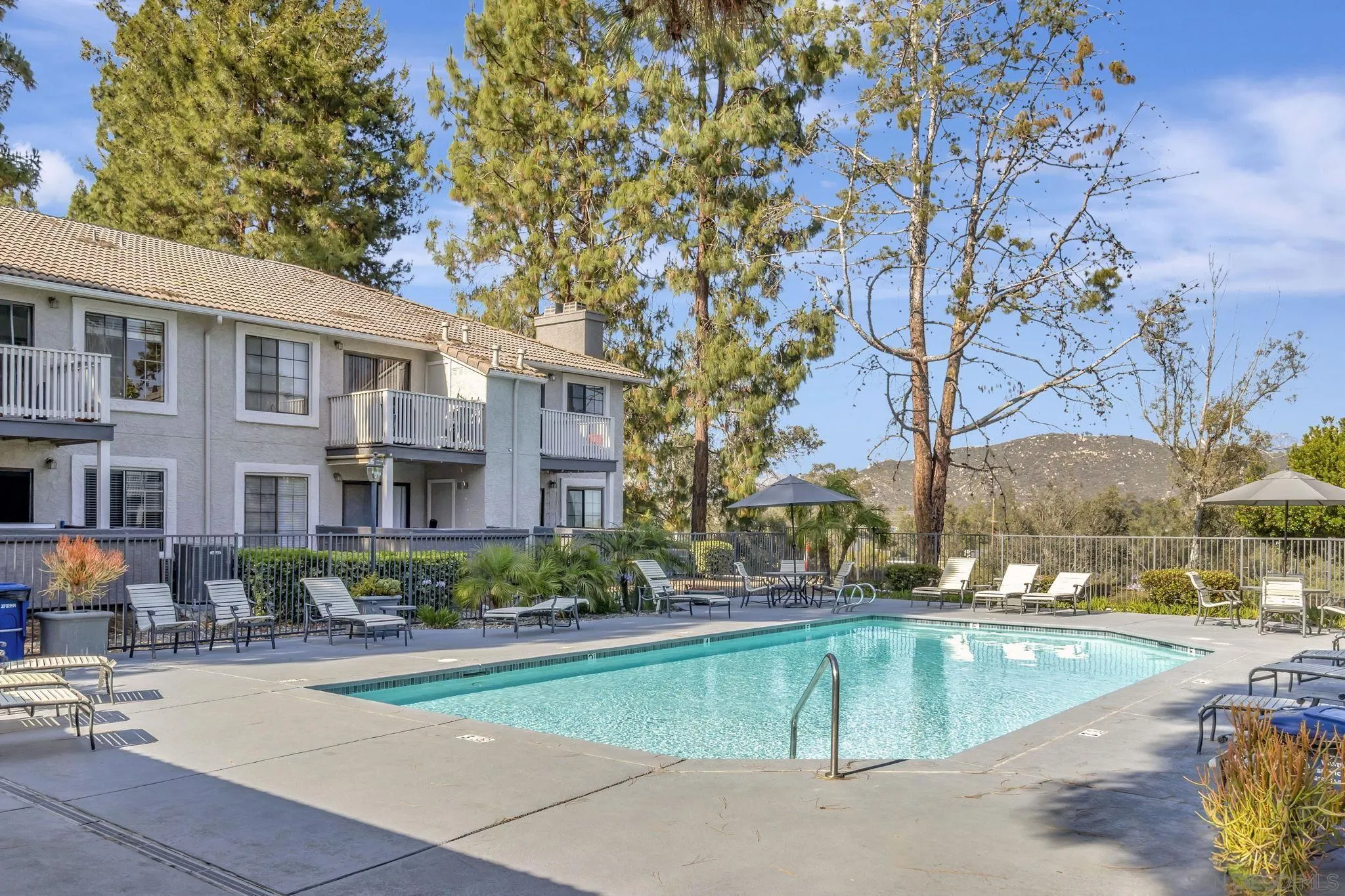 https://cdn.realtyfeed.com/cdn/127/250037664/6b3ca170b93be4e662c73ecf16cd01ad.webp