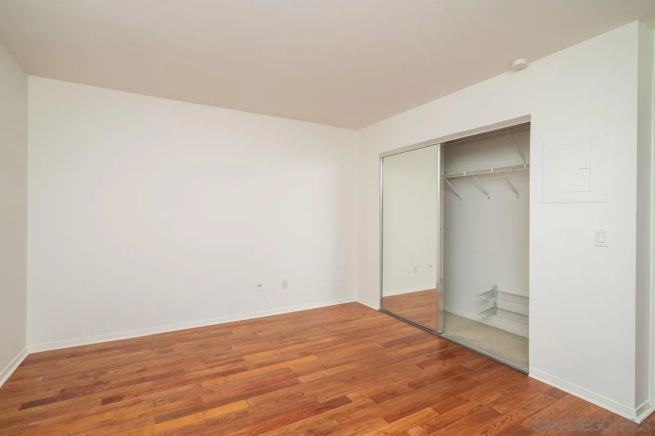 https://cdn.realtyfeed.com/cdn/127/250037664/7e9d54122c8dfacc8d1c6e4bda8d4eec.webp