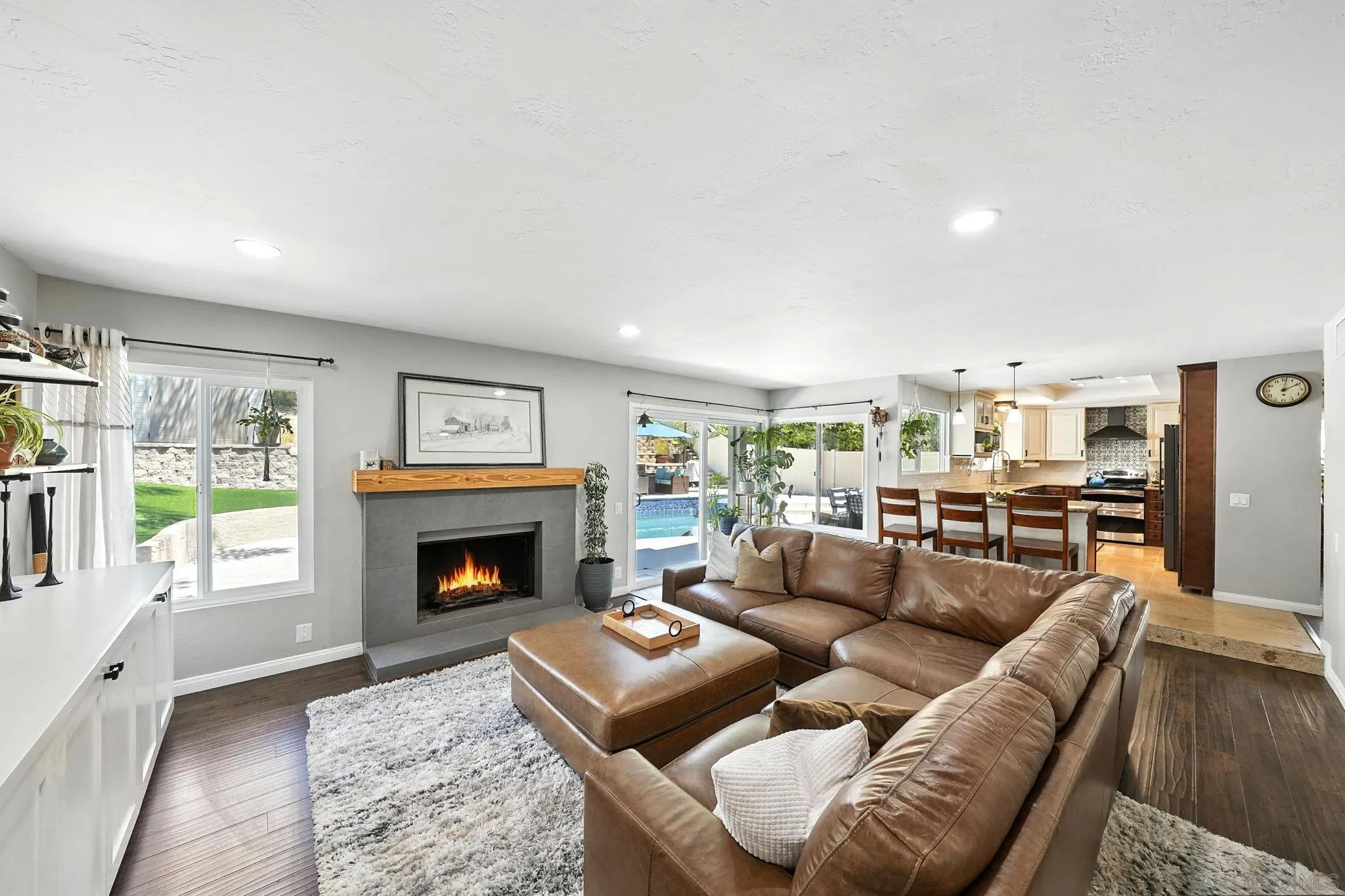 https://cdn.realtyfeed.com/cdn/127/250037665/2fdd0d3ee39a93500b65601e52c1afd6.webp