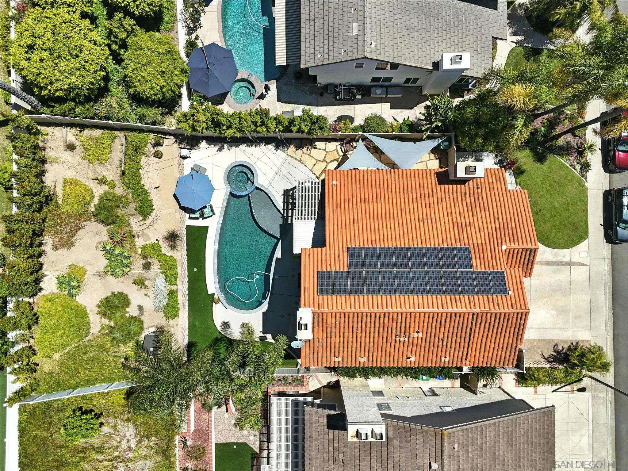 https://cdn.realtyfeed.com/cdn/127/250037665/813c87b80cf8492f62dfce42cdfb45cf.webp
