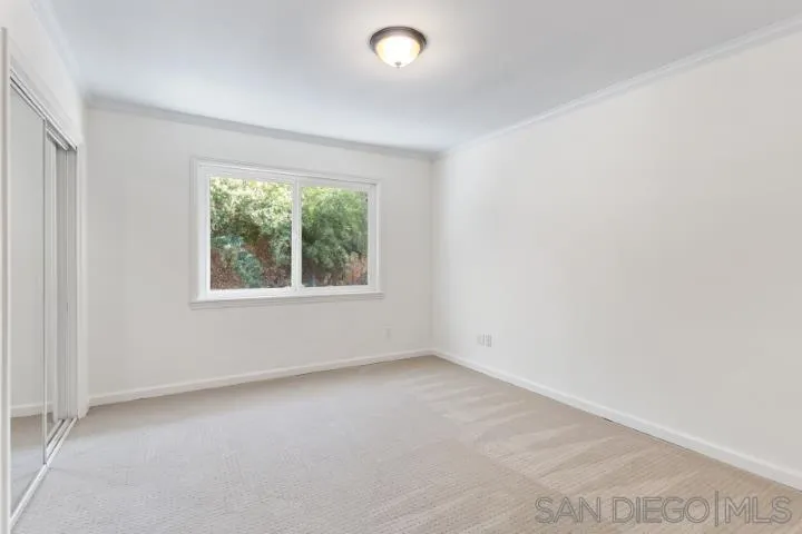 https://cdn.realtyfeed.com/cdn/127/250037669/5e276963939e0555cdb11d83209af351.webp