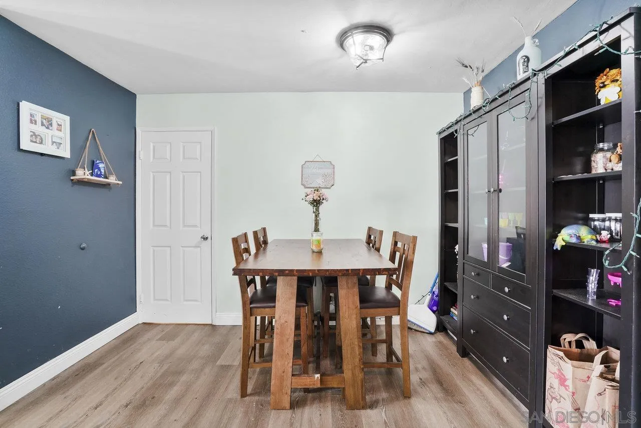 Photo #5: 250037672 Listing 