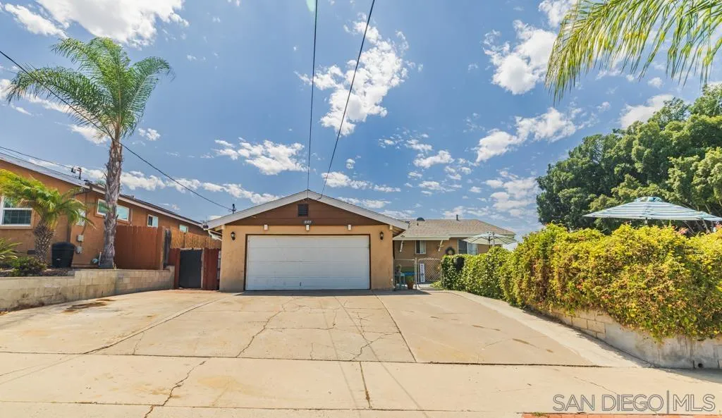https://cdn.realtyfeed.com/cdn/127/250037675/241a4a996c118b6e33ac1324c78f77c4.webp