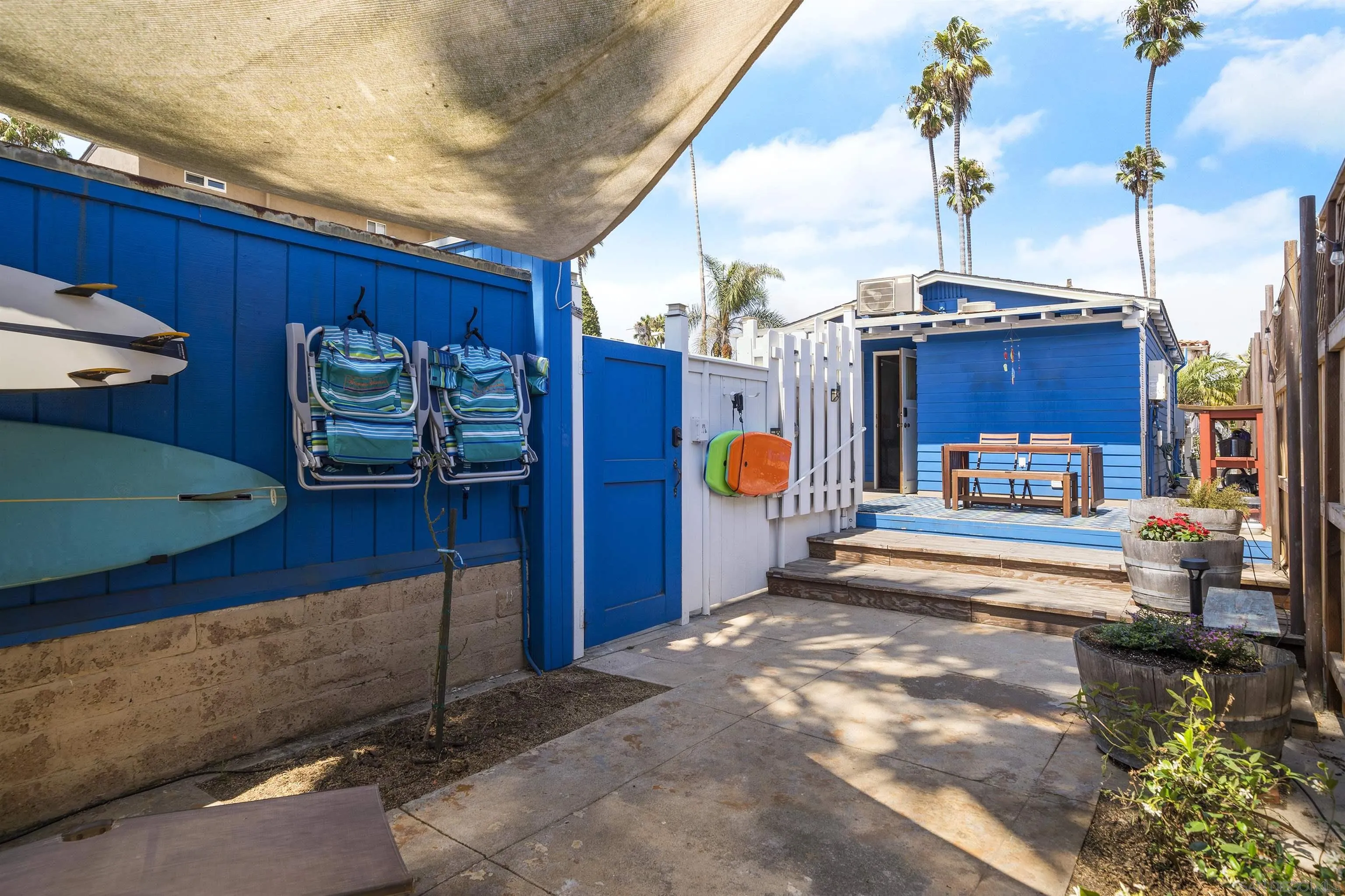 https://cdn.realtyfeed.com/cdn/127/250037676/9f6ade4974f042621d1dd39bea5c5128.webp