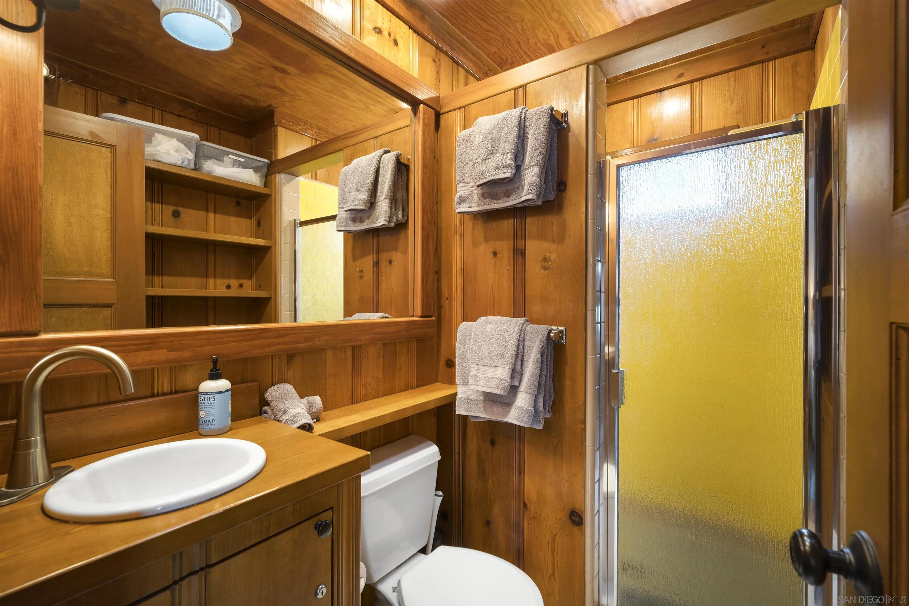 https://cdn.realtyfeed.com/cdn/127/250037676/fc23b94dc53e766fc91bac55095e0ac6.webp