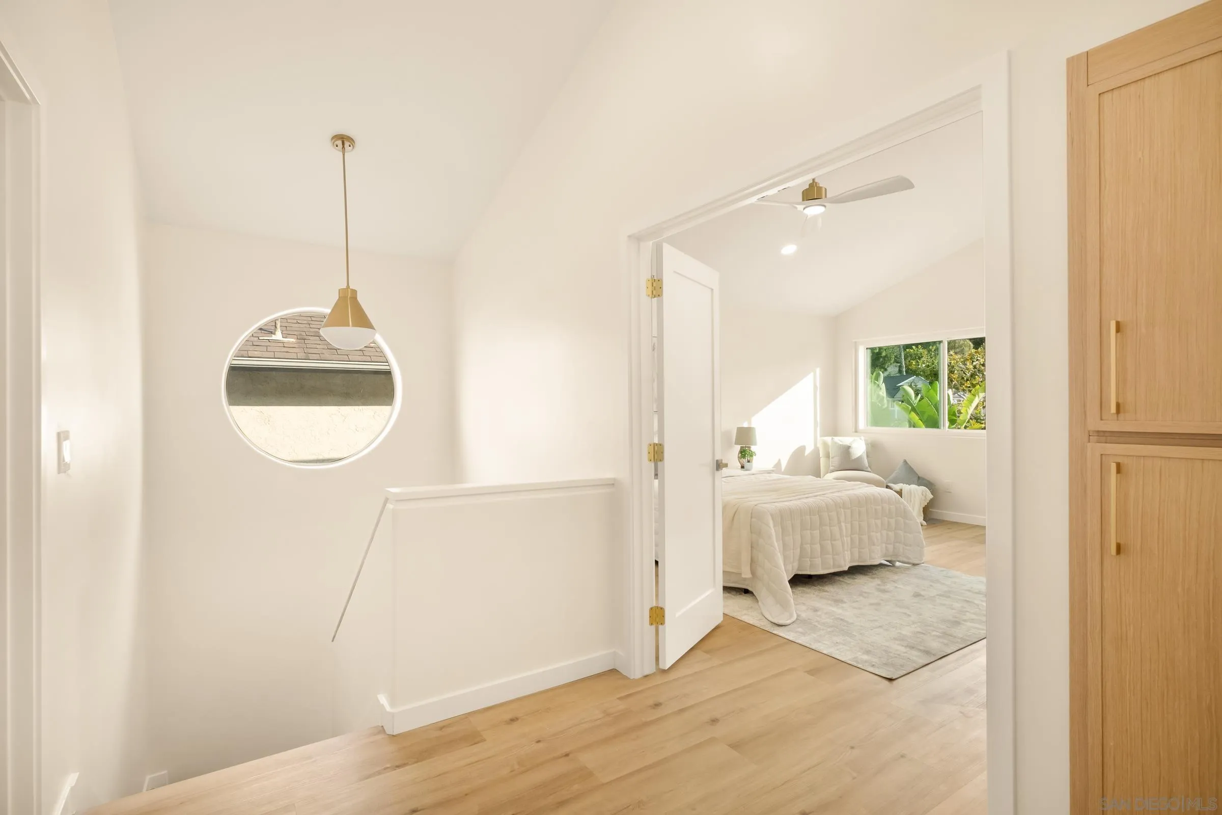 https://cdn.realtyfeed.com/cdn/127/250037678/28a208f42539f898ce7647fa2ec1e4b2.webp