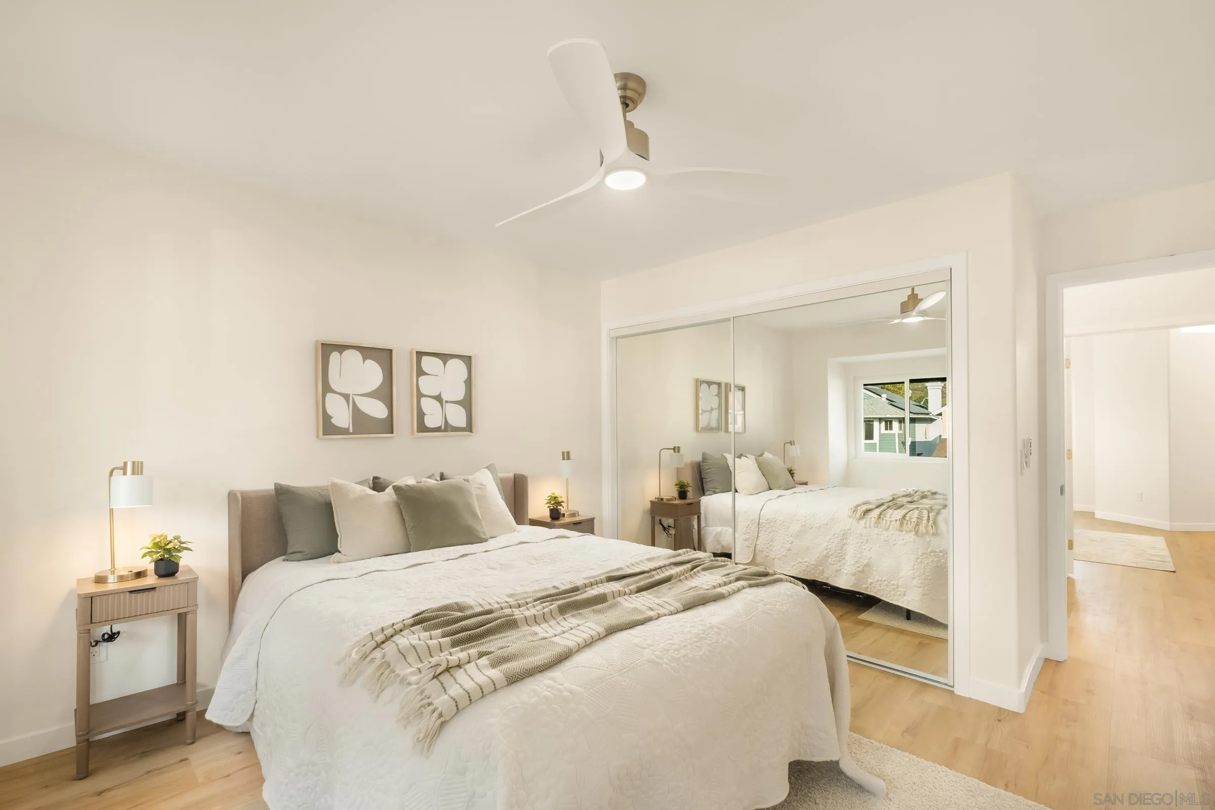 https://cdn.realtyfeed.com/cdn/127/250037678/e01cafa8bafd77ab0ba02c8f3e824669.webp