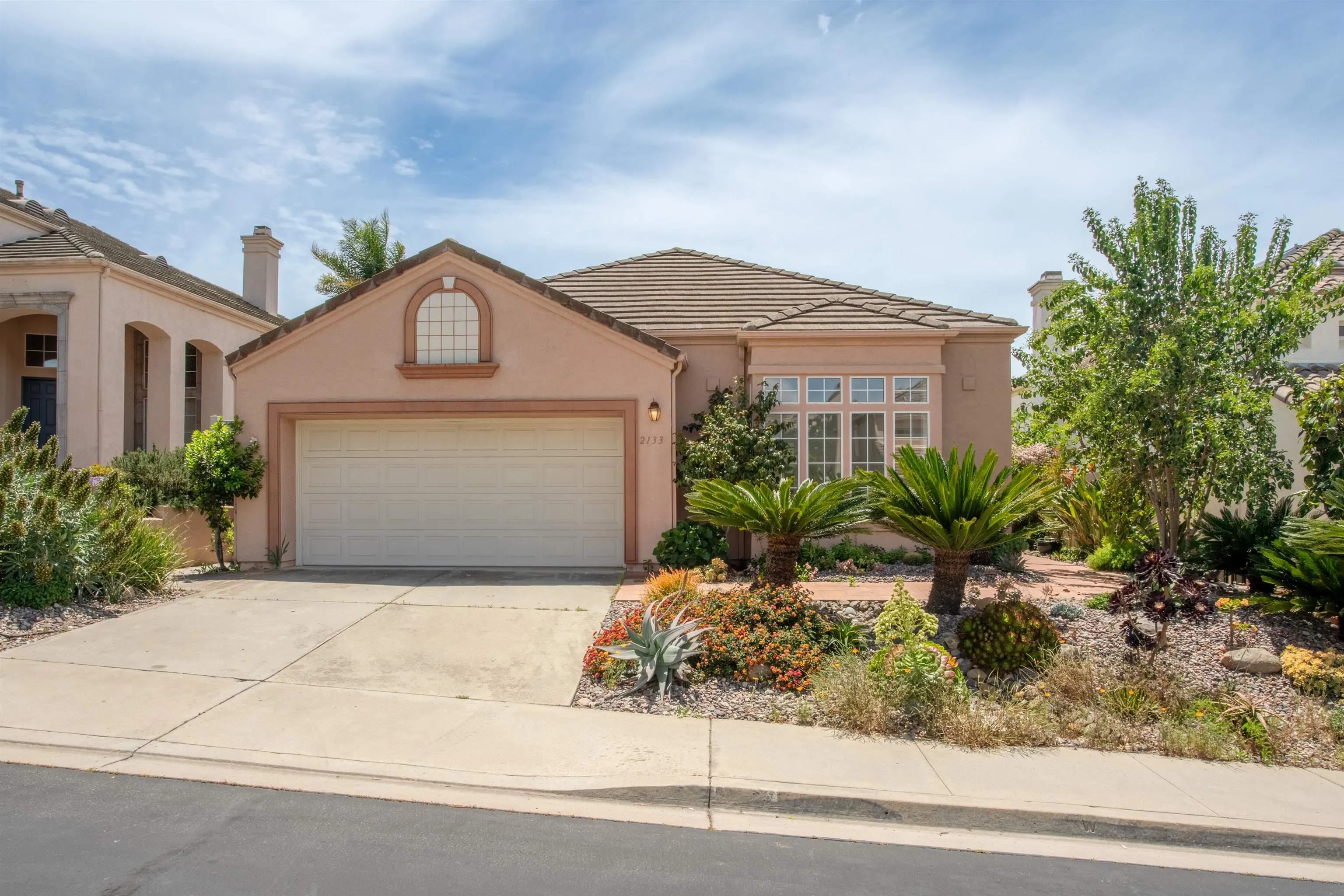 https://cdn.realtyfeed.com/cdn/127/250037680/ea5e1add0e48ebb0a50e1de0120ae2c7.webp