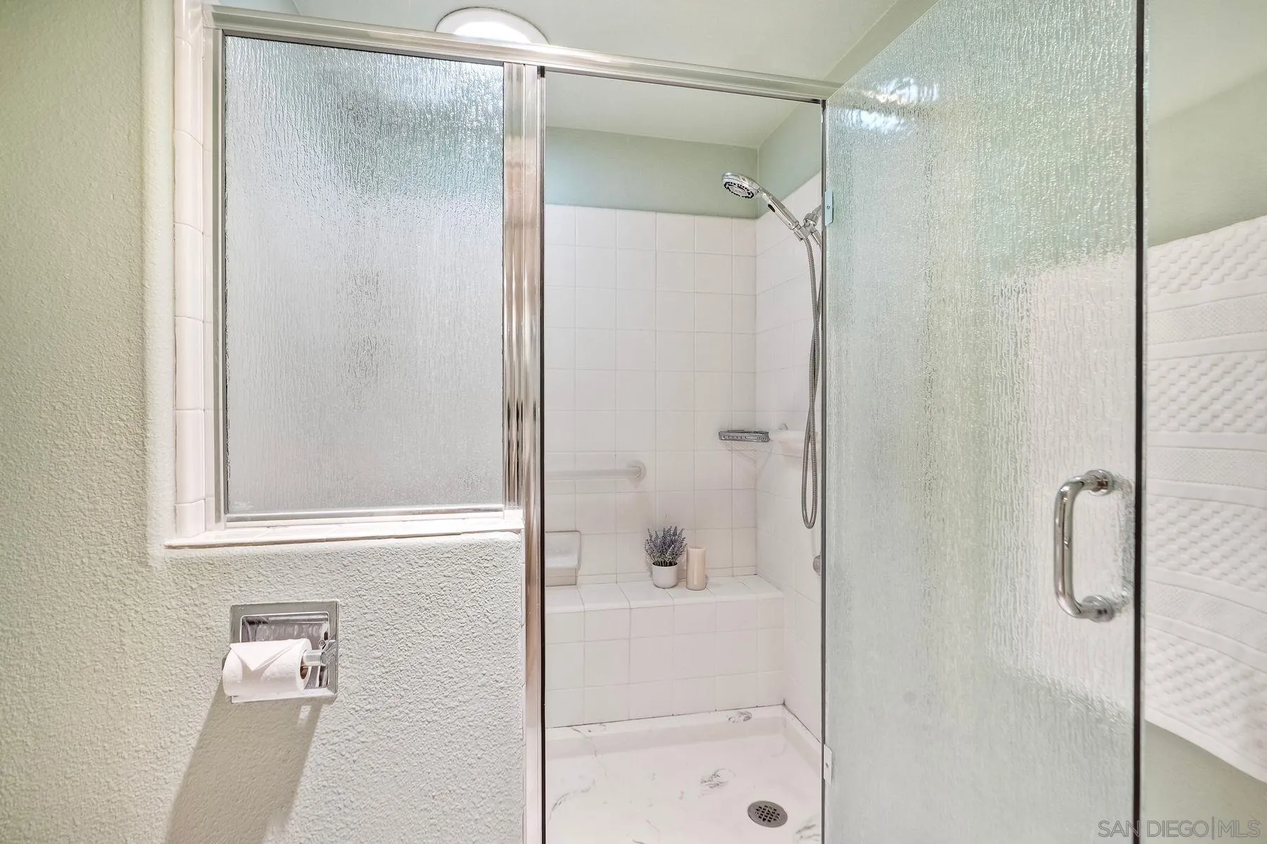 Photo #15: 250037684 Listing: Photo #15