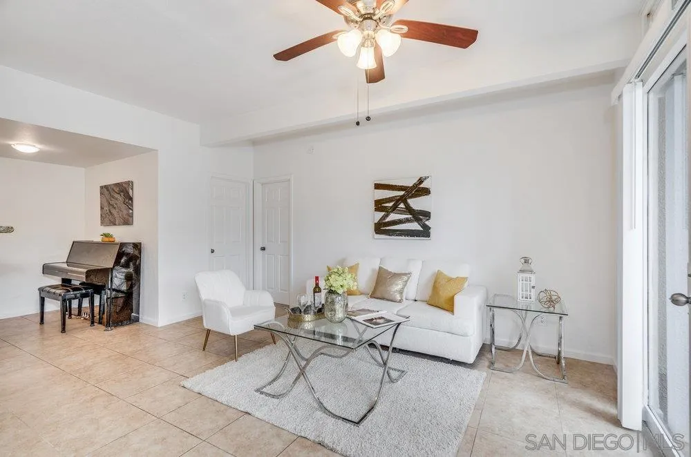 Photo #2: 250037685 Listing 