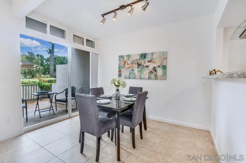 Photo #5: 250037685 Listing 