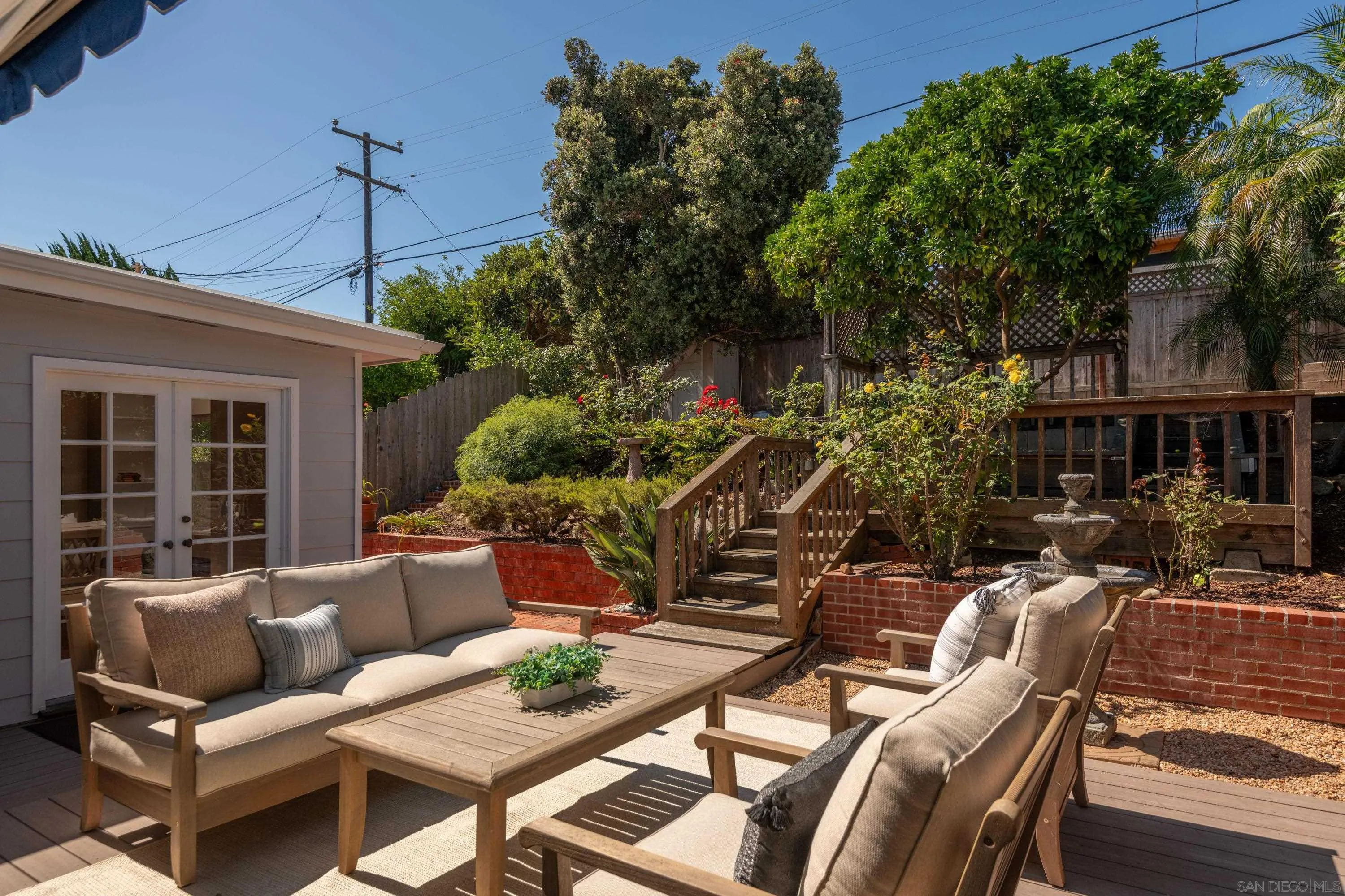 https://cdn.realtyfeed.com/cdn/127/250037686/031399c30941b147c4c70f75132629e0.webp