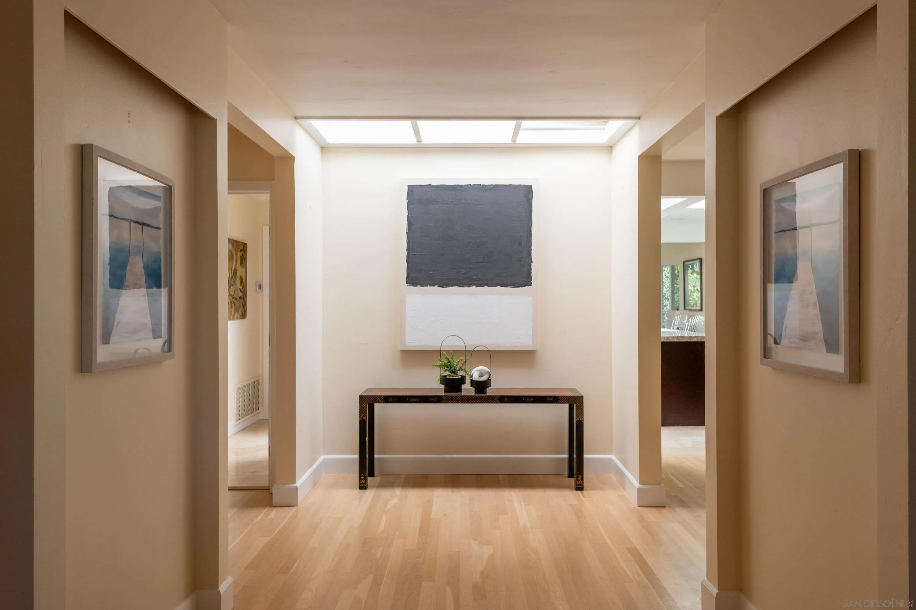 https://cdn.realtyfeed.com/cdn/127/250037686/8df26756a6537f4933591831019af76f.webp