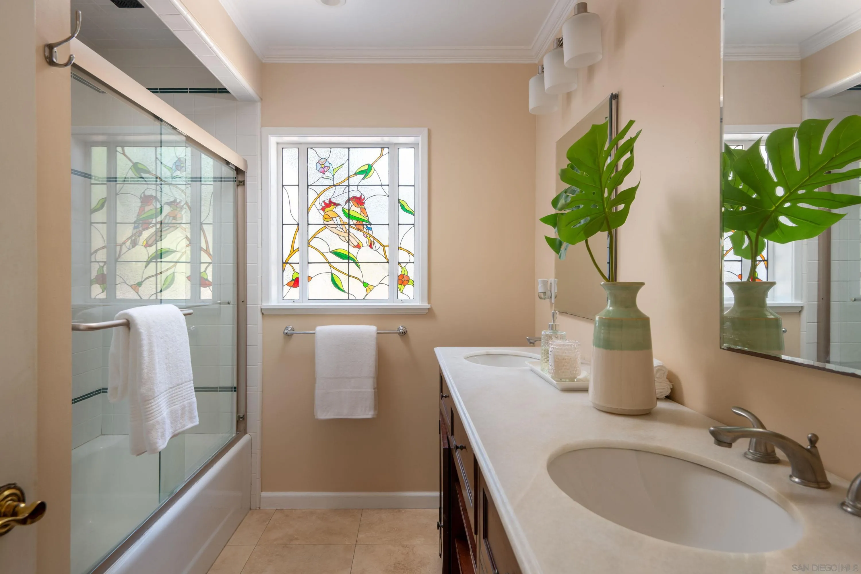 https://cdn.realtyfeed.com/cdn/127/250037686/955ad9615685cf4c3a1b9c41dda9461a.webp