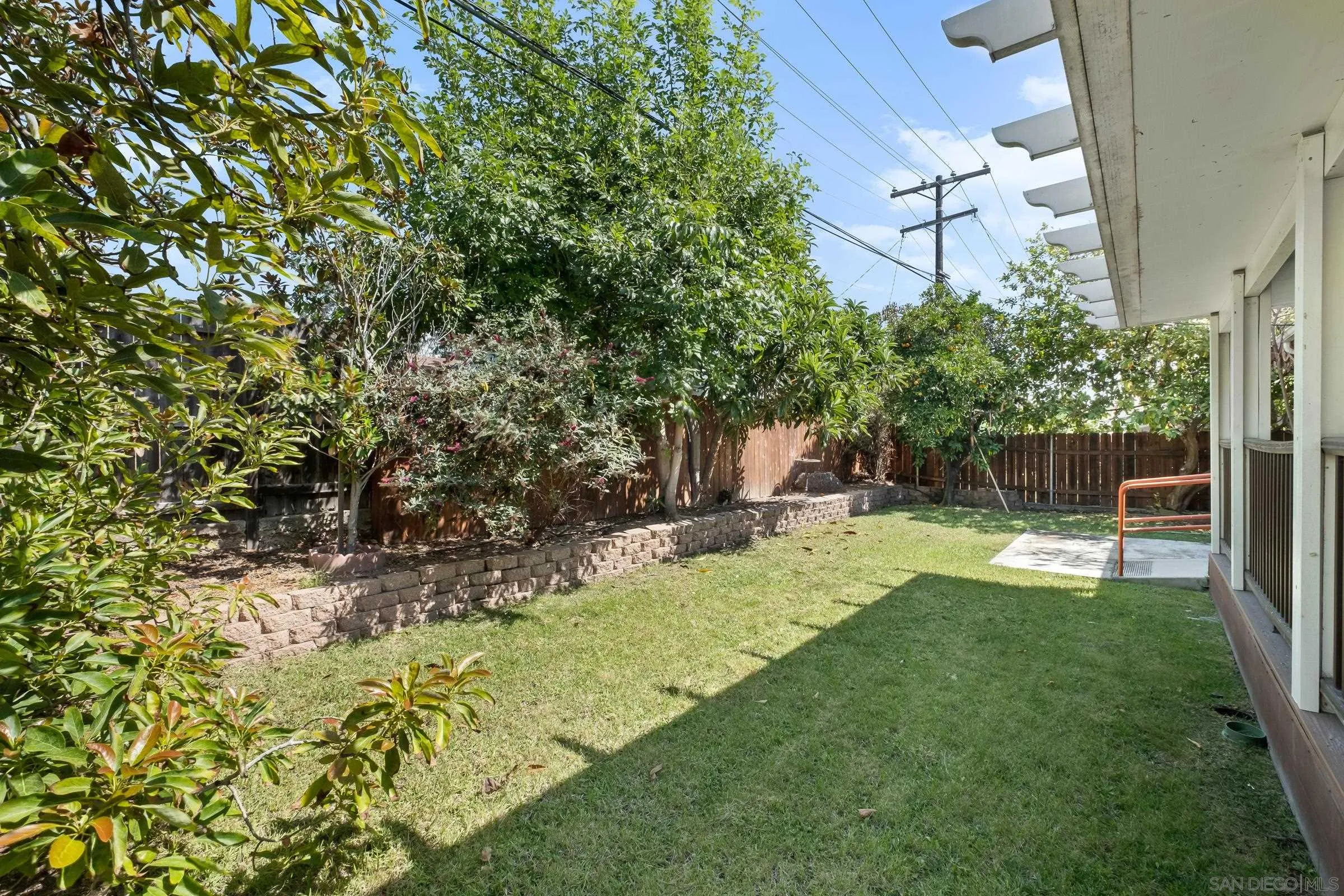 https://cdn.realtyfeed.com/cdn/127/250037688/86347e17b6122402f4041ed21dde8d31.webp