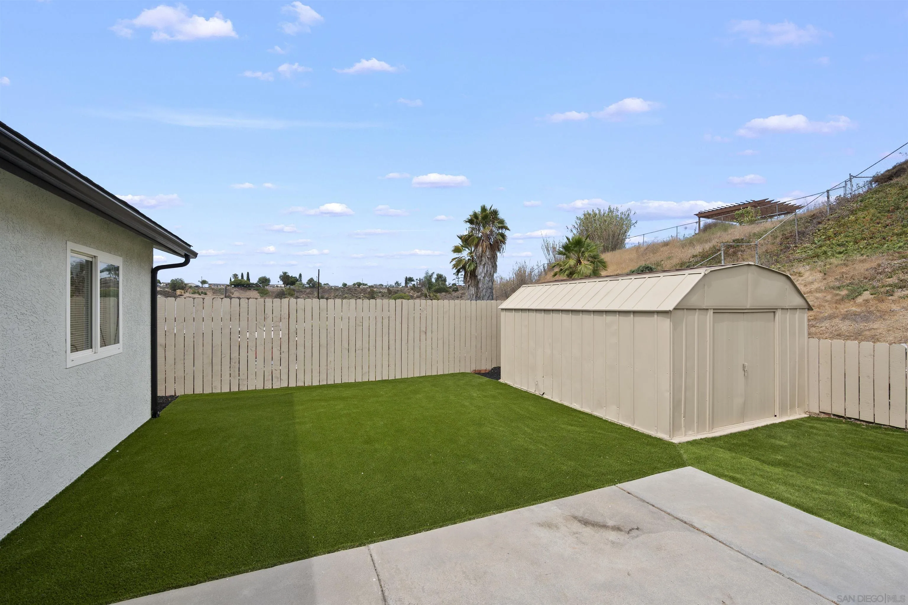 https://cdn.realtyfeed.com/cdn/127/250037693/08246811f116fe7fa4037438d03eda5d.webp