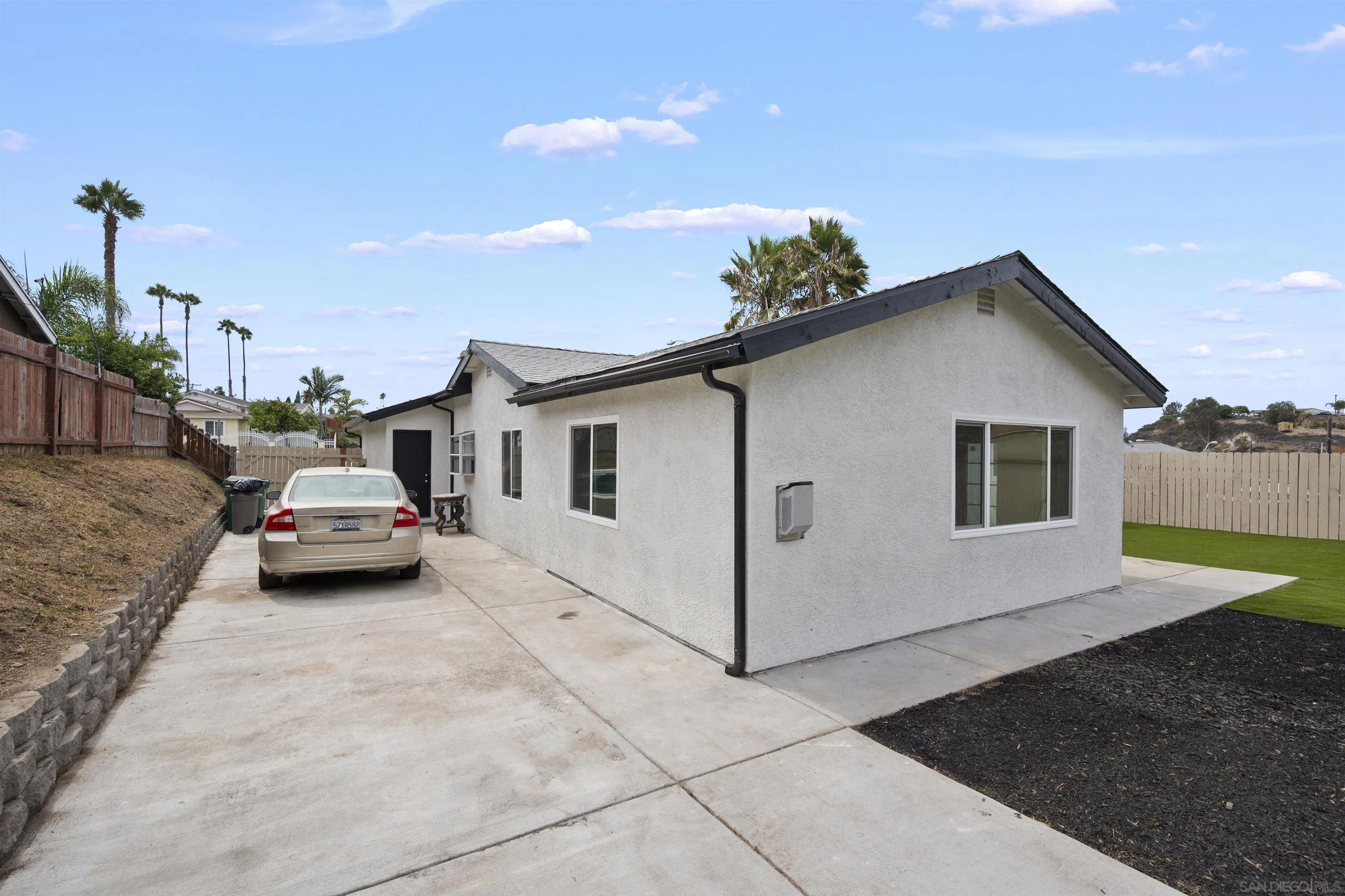 https://cdn.realtyfeed.com/cdn/127/250037693/982db176ed0a99daef31eb4258e17c93.webp