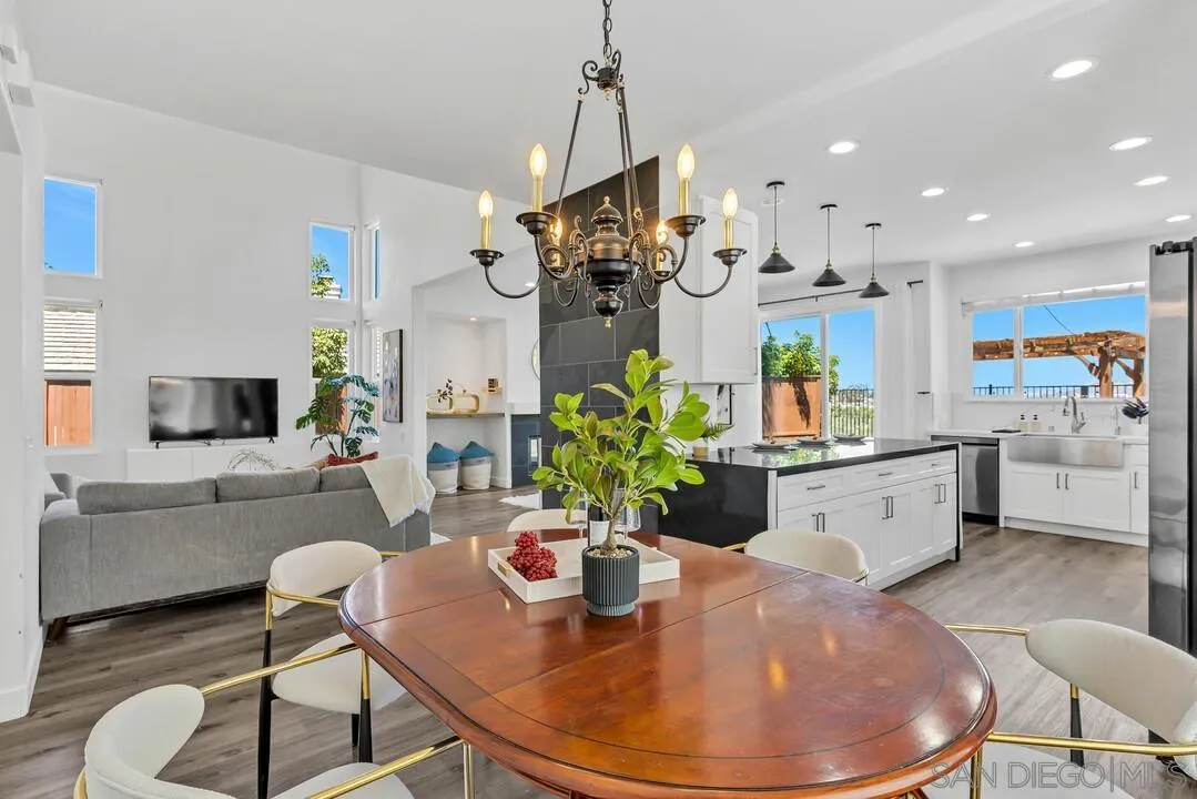 https://cdn.realtyfeed.com/cdn/127/250037694/596ffbd5f1050ad62325fdc8aa5a18d4.webp