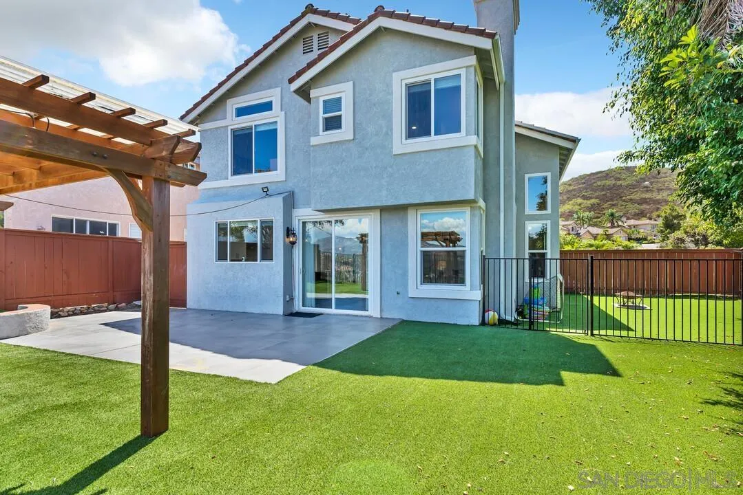 https://cdn.realtyfeed.com/cdn/127/250037694/66767b17c318b84cc1df23719849b232.webp