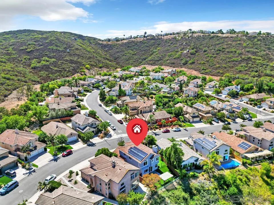 https://cdn.realtyfeed.com/cdn/127/250037694/780c9cb911a200cbd9d7972325e6b343.webp