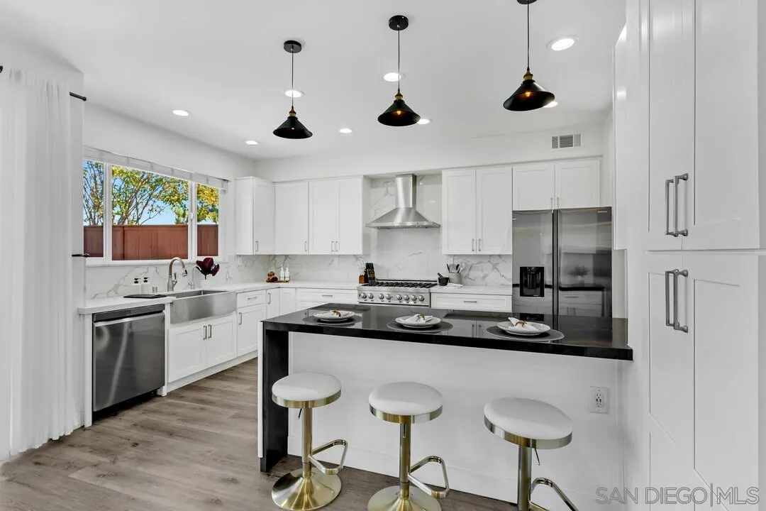 https://cdn.realtyfeed.com/cdn/127/250037694/92394e16b2ae7c02b830fcb812913fa0.webp