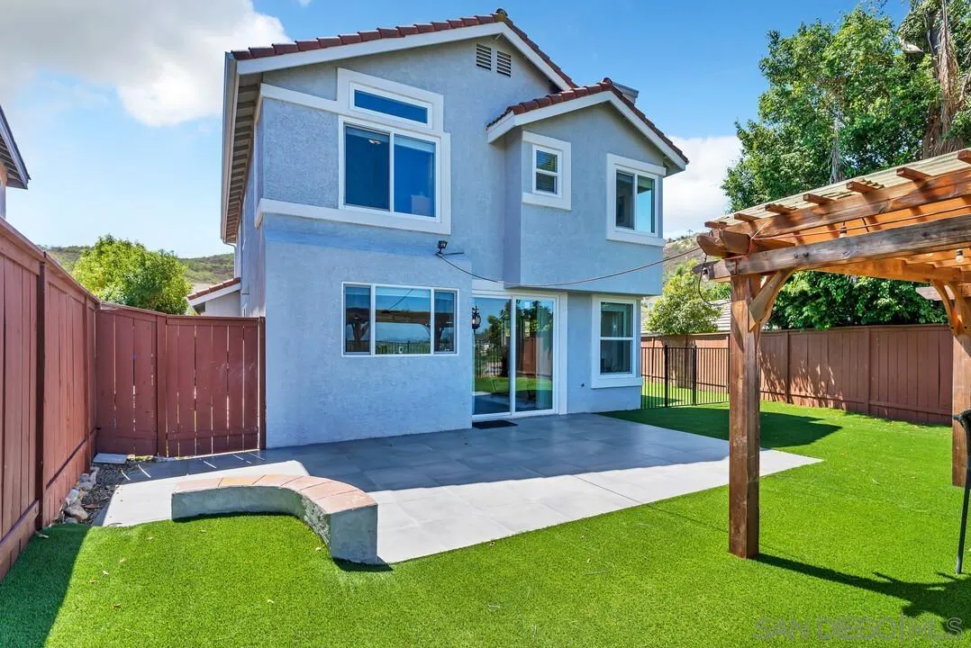 https://cdn.realtyfeed.com/cdn/127/250037694/ed0595d63b1d3a6c3f695ccf52904cf7.webp
