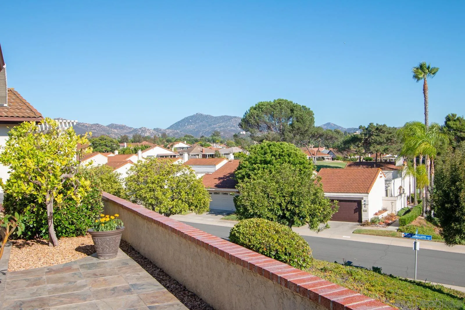 https://cdn.realtyfeed.com/cdn/127/250037695/84f135f058757017277dd6ad70b9b603.webp