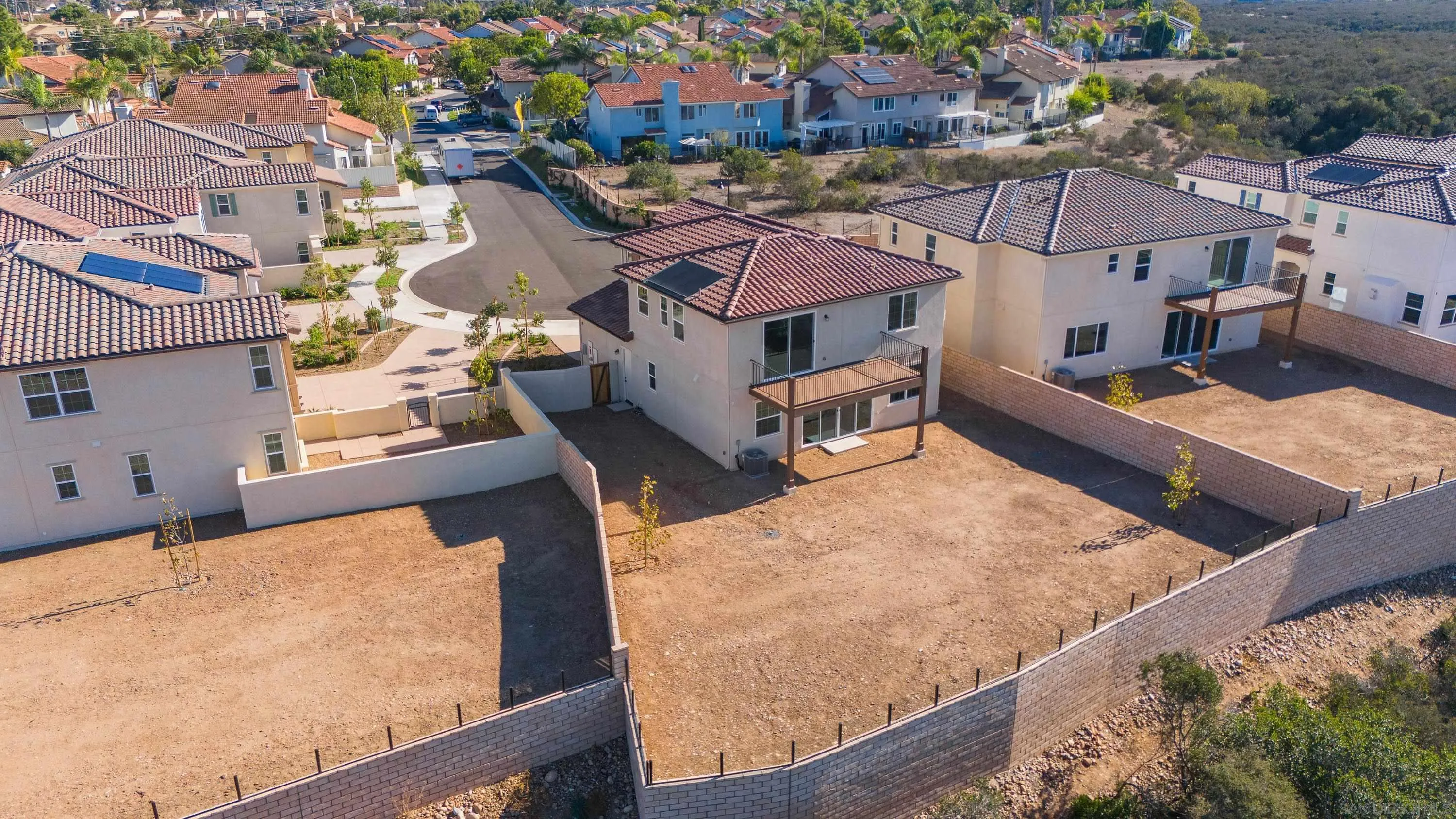 https://cdn.realtyfeed.com/cdn/127/250037698/9e86916cc7b964f1065971bafef74d39.webp