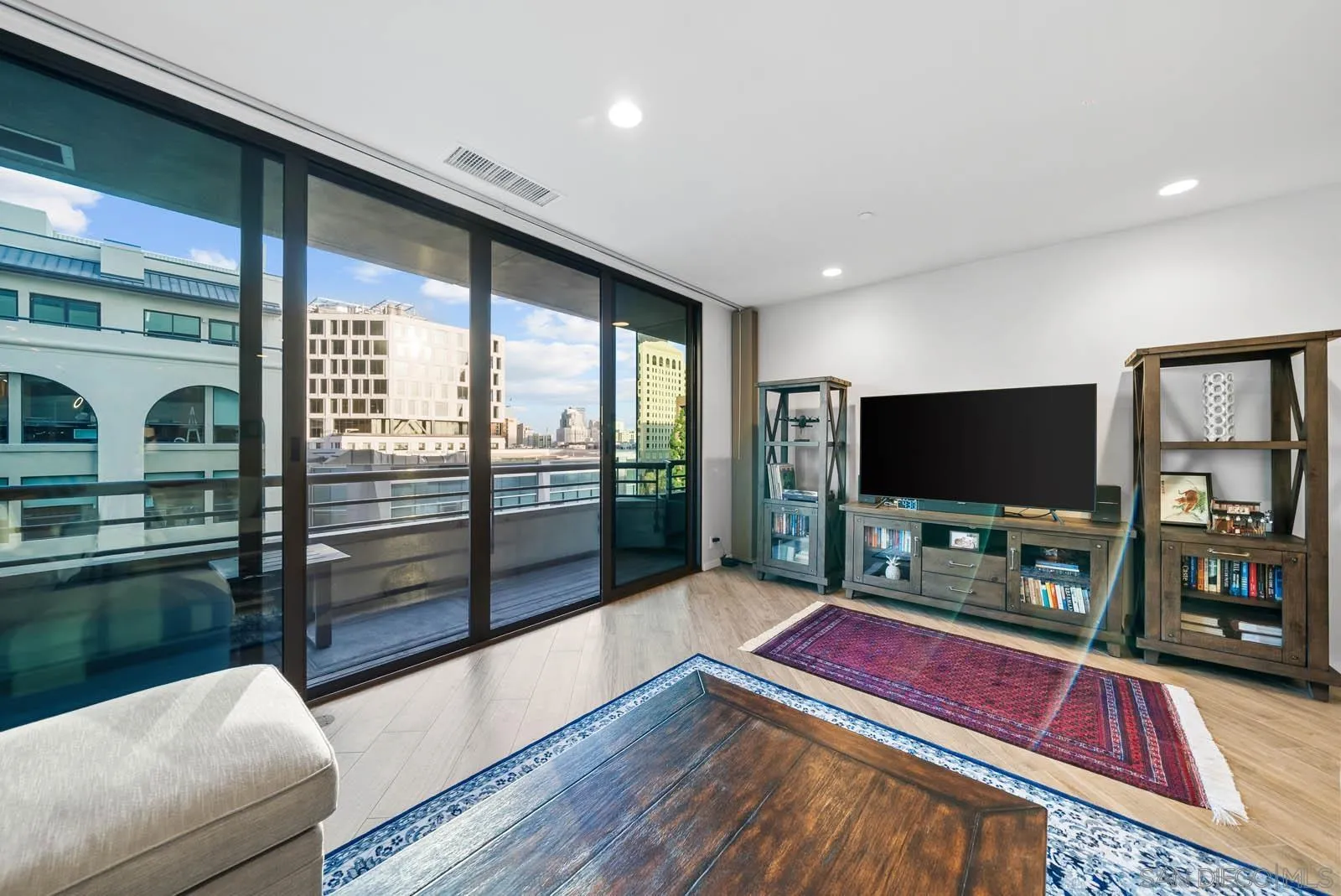 Photo #6: 250037700 Listing 