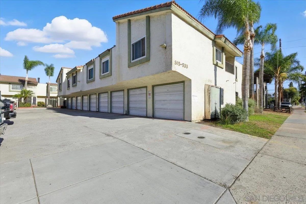 https://cdn.realtyfeed.com/cdn/127/250037710/0af5932ea2e83930053bede52dfbd4c0.webp