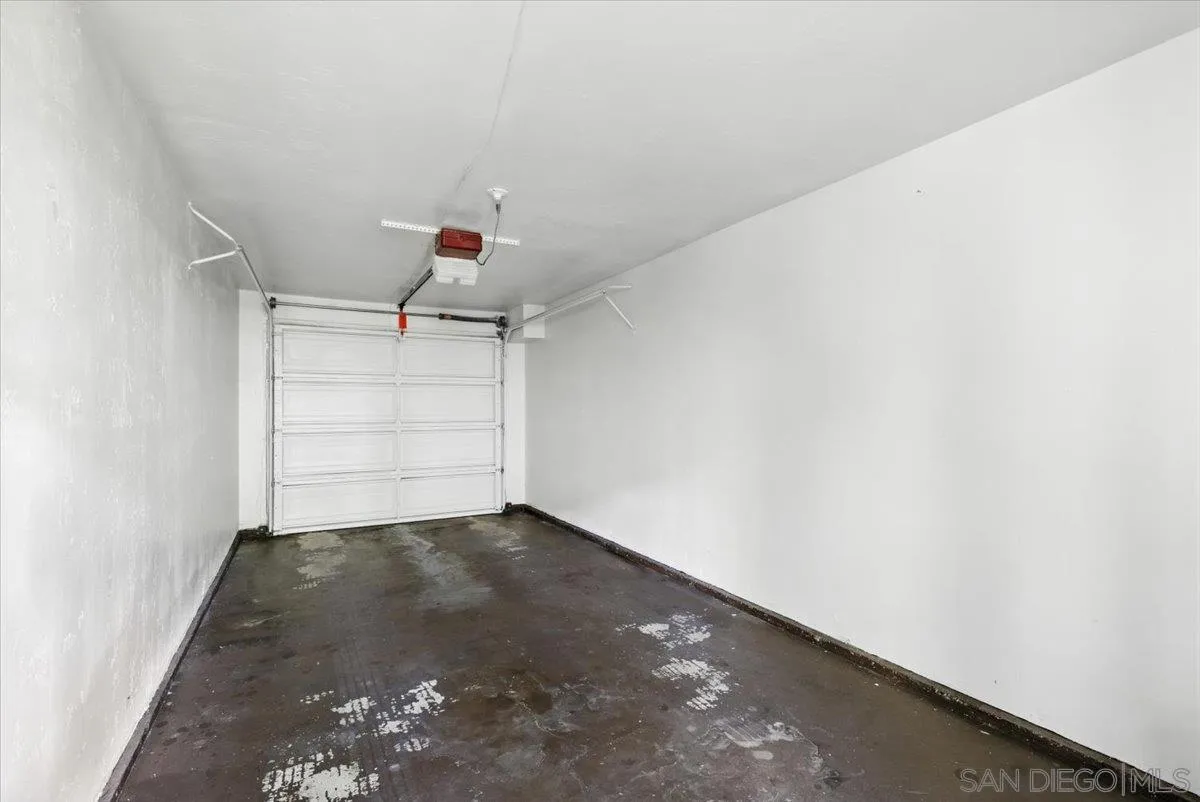 https://cdn.realtyfeed.com/cdn/127/250037710/710bde594ed2e9a23cdb672ab0146121.webp