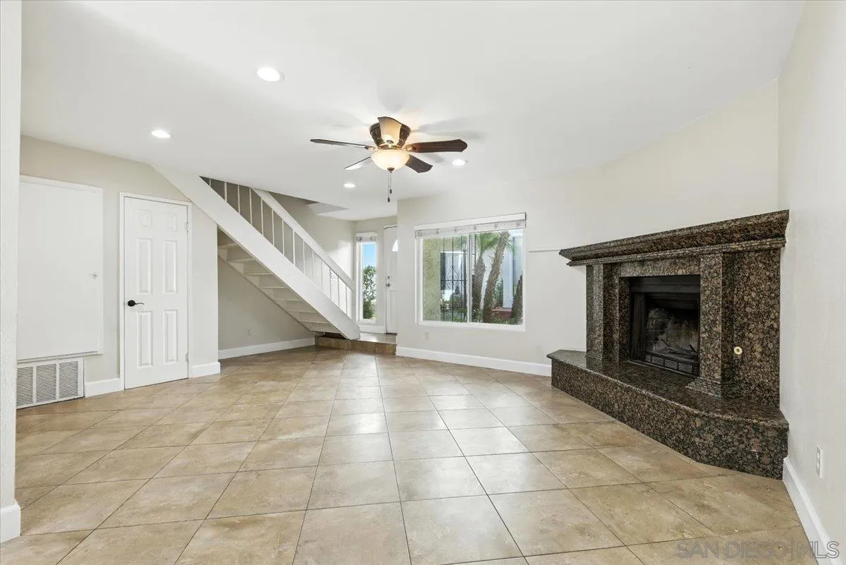 https://cdn.realtyfeed.com/cdn/127/250037710/82c30143ced12c5b391dd11ada4ce958.webp