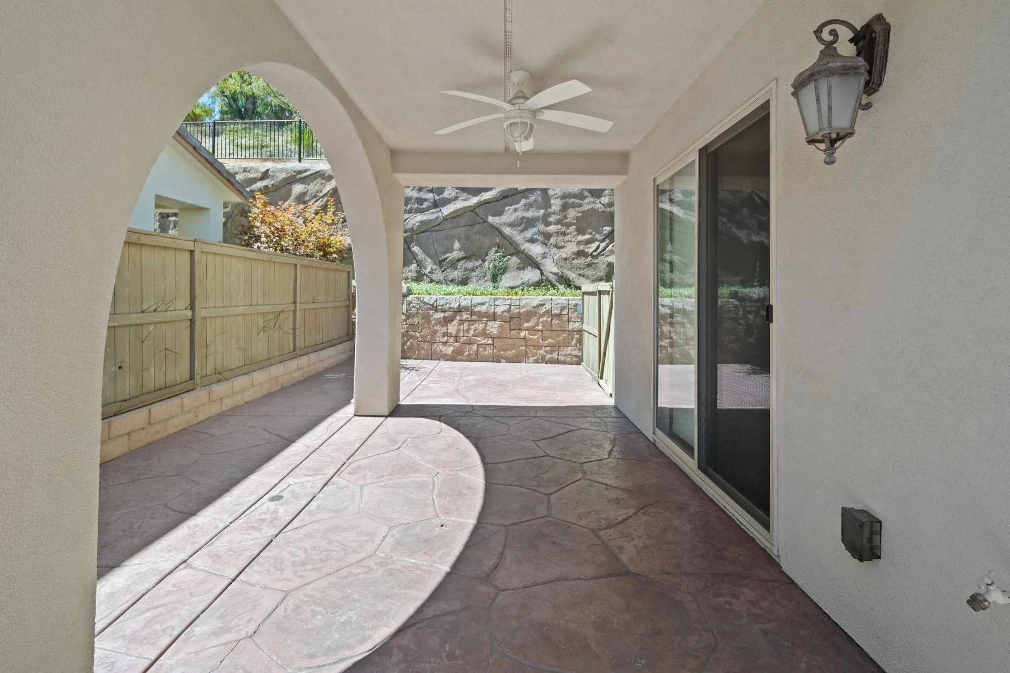 Photo #2: 250037713 Listing 