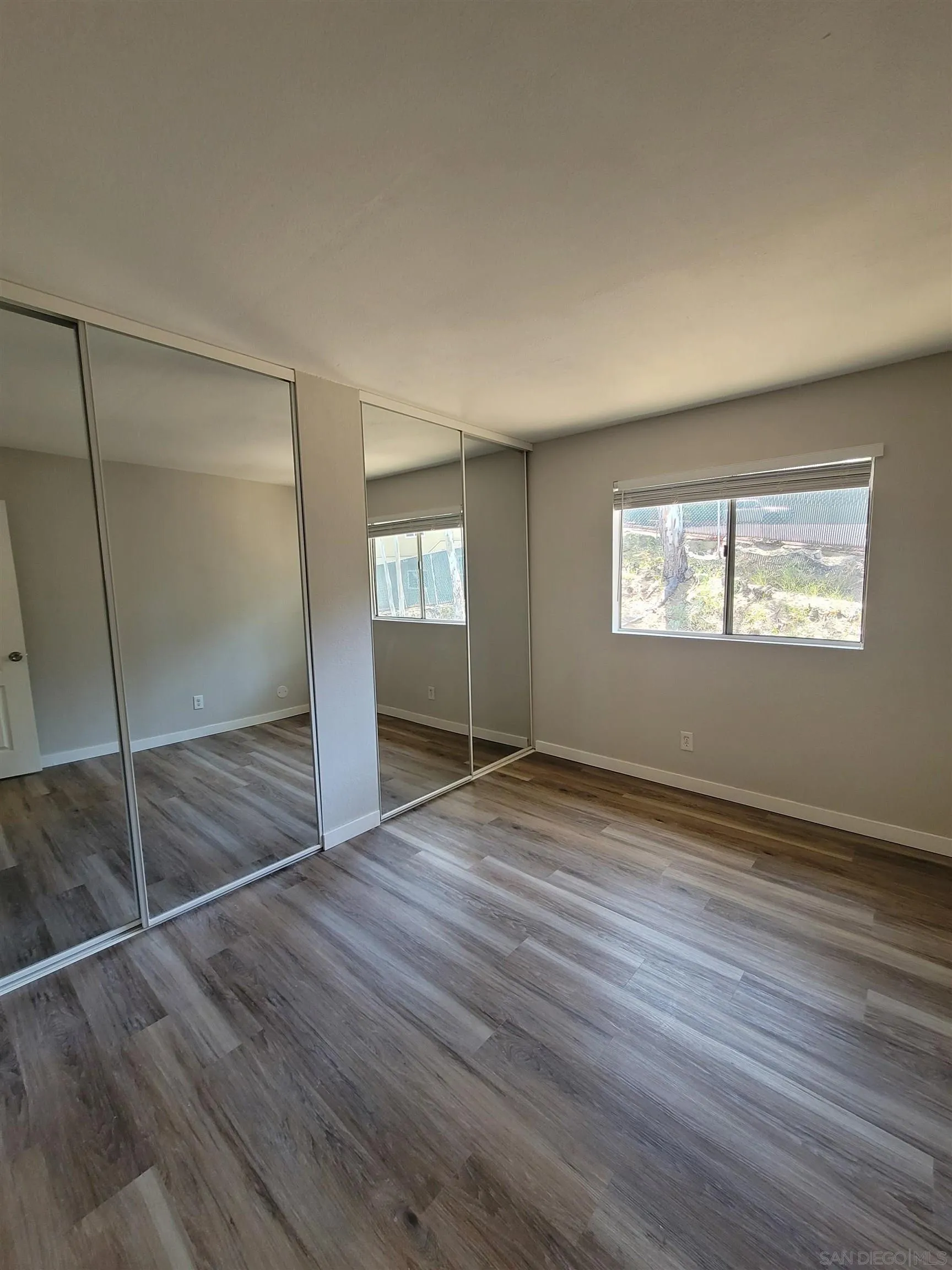 https://cdn.realtyfeed.com/cdn/127/250037715/e84f962a7247ec2a5c2ef27defdec5f0.webp