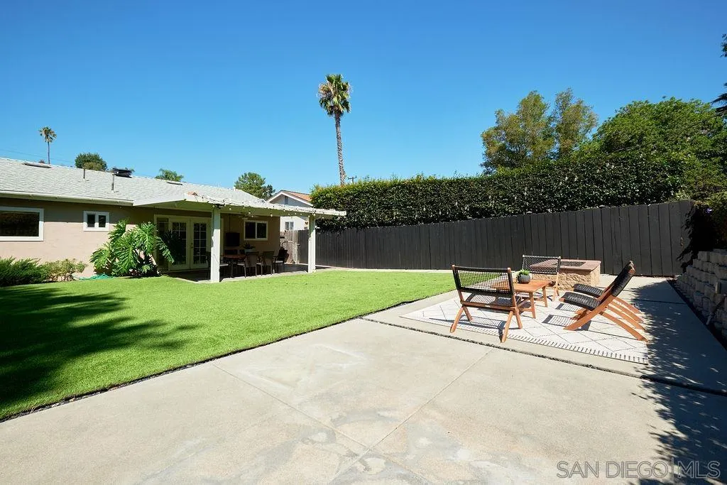 https://cdn.realtyfeed.com/cdn/127/250037719/74a417da5b456d48624530f78b7186d9.webp