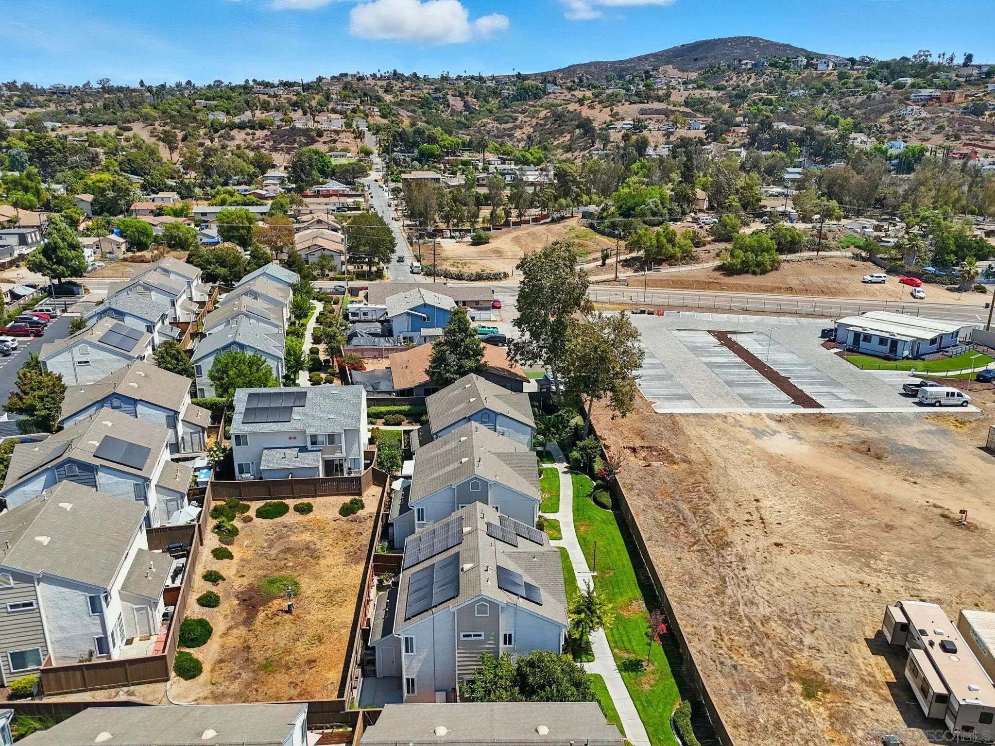 https://cdn.realtyfeed.com/cdn/127/250037721/37201591973d5c0694511c9e4b8d2753.webp