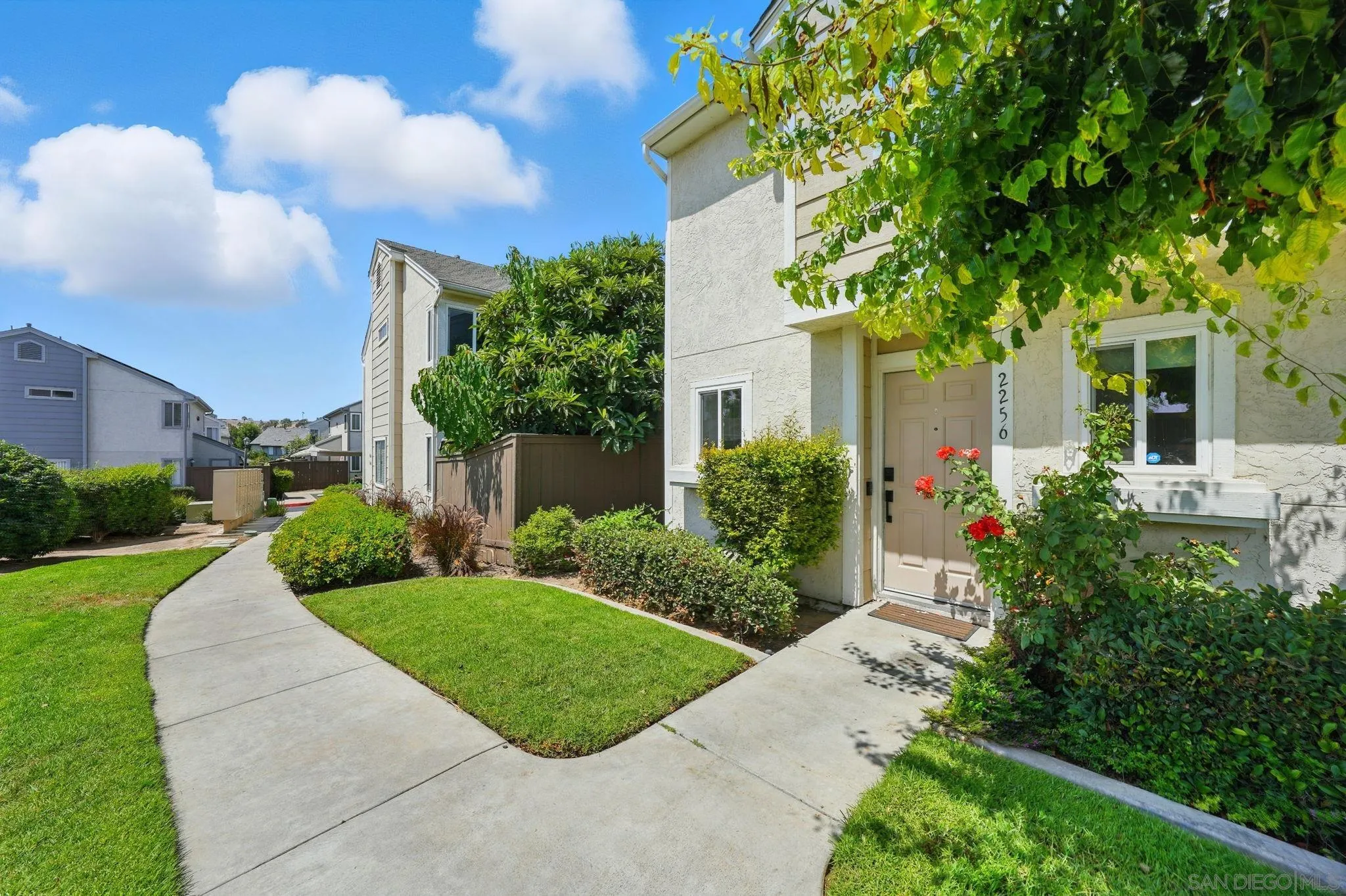 https://cdn.realtyfeed.com/cdn/127/250037721/4a9043d9c56d29a845ef23b52d9d7758.webp