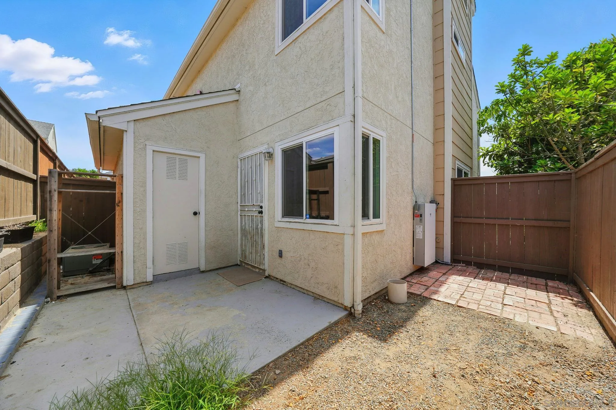 https://cdn.realtyfeed.com/cdn/127/250037721/7558619be987cf53d91b5db2bc88280b.webp