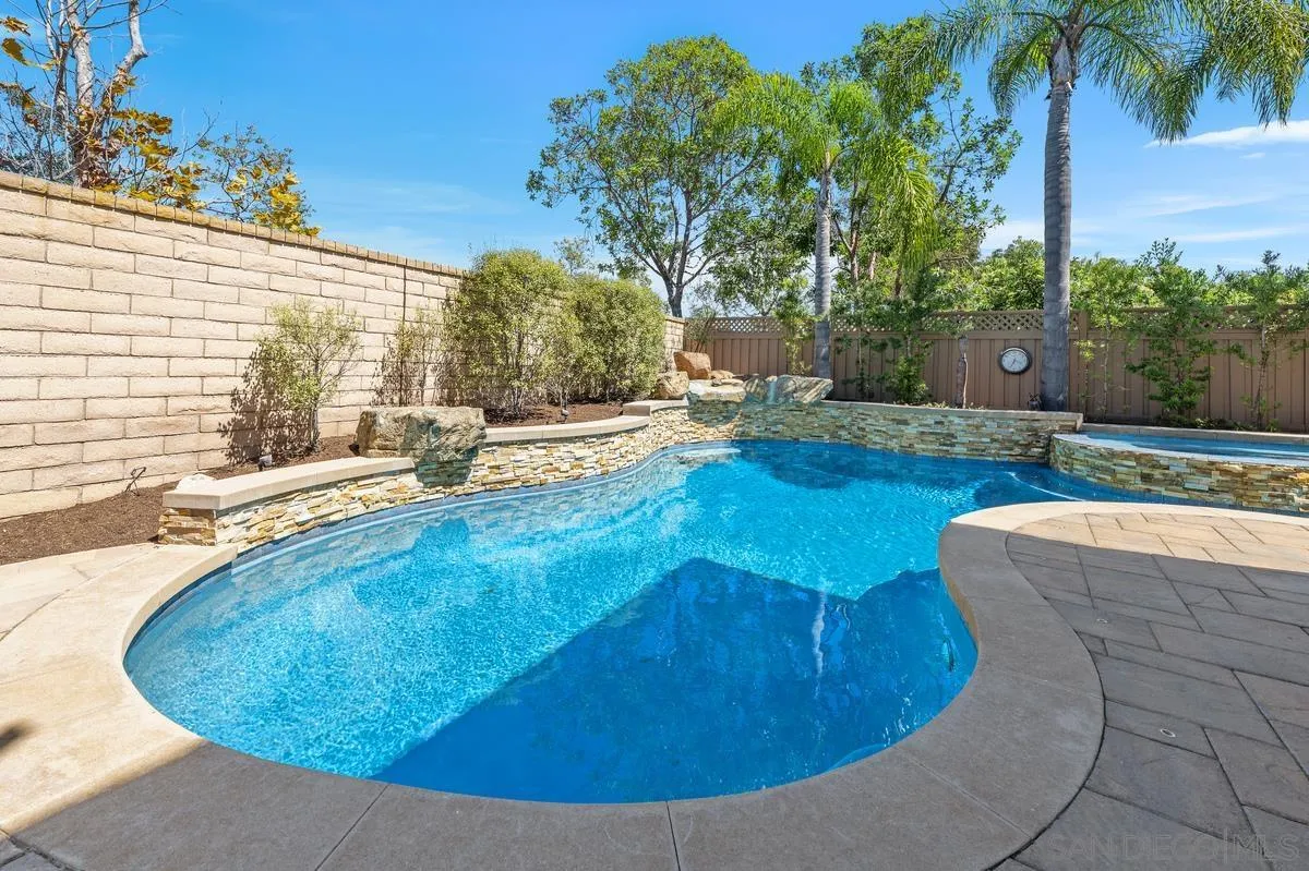 https://cdn.realtyfeed.com/cdn/127/250037722/1d22607cf95c98def7d9fbf5f899778d.webp
