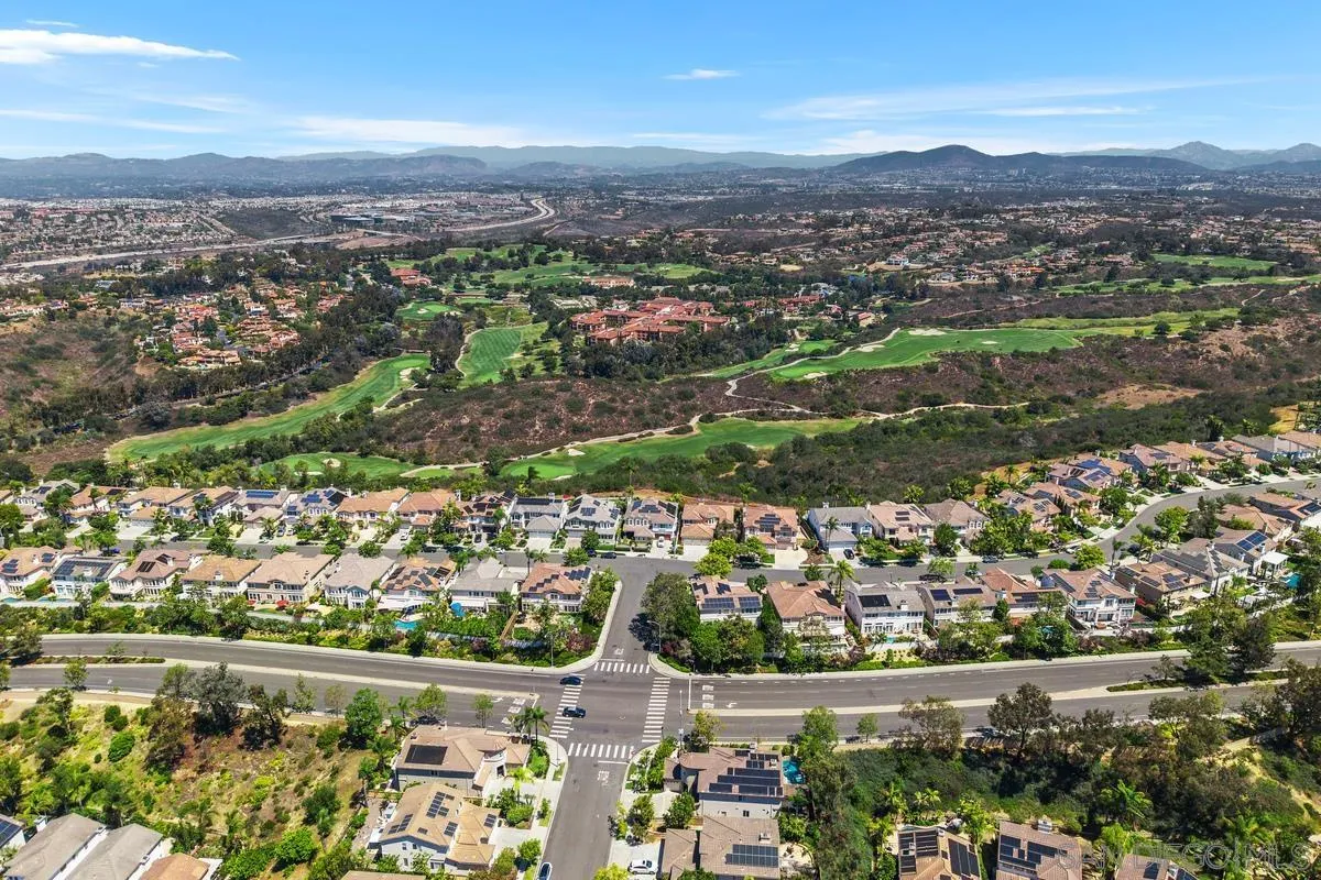 https://cdn.realtyfeed.com/cdn/127/250037722/42477016cbc207a5d73dc236b7e96033.webp