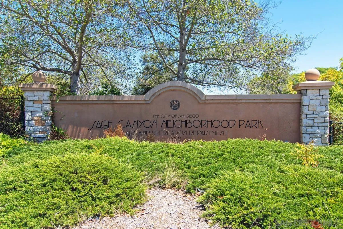 https://cdn.realtyfeed.com/cdn/127/250037722/765665f28a0207a31e3d3847ba4e50e9.webp