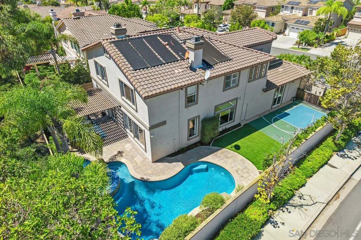 https://cdn.realtyfeed.com/cdn/127/250037722/cd30d195c5a7f2c91a21a4ebd748a558.webp