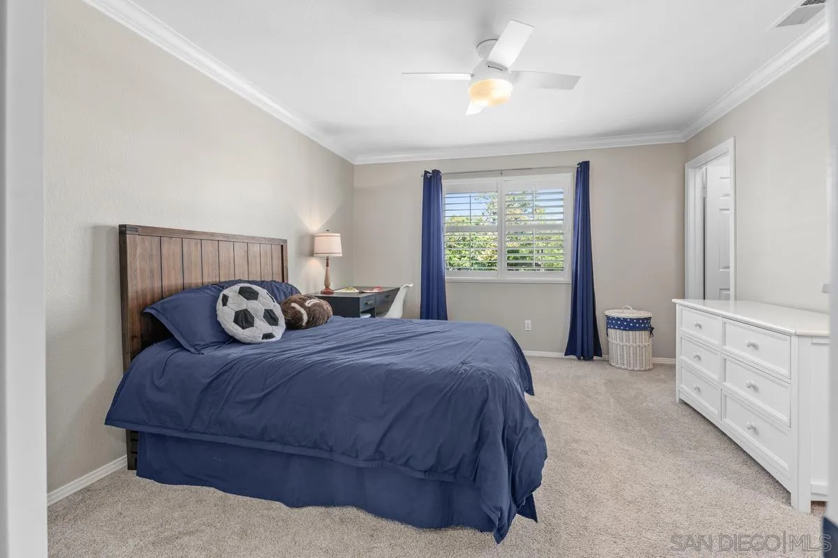 https://cdn.realtyfeed.com/cdn/127/250037722/f91efe2914fc6f37abd64b936e7e0089.webp