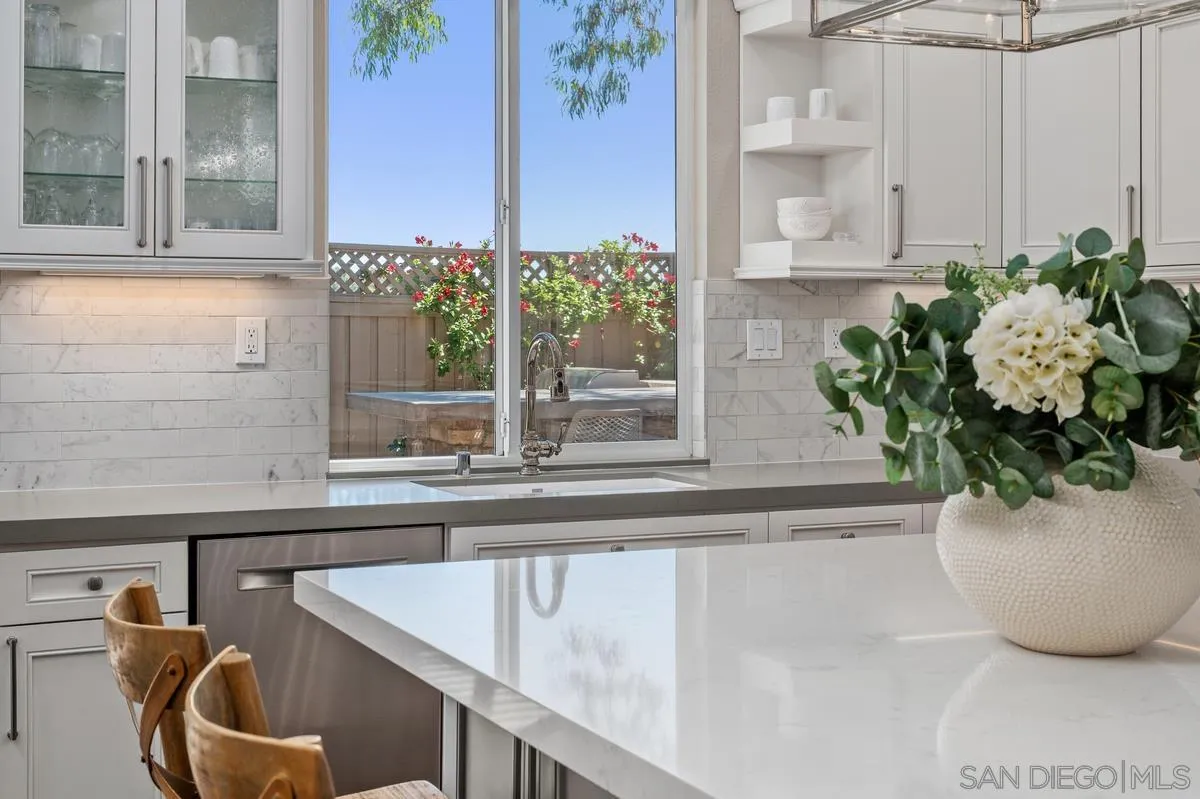 https://cdn.realtyfeed.com/cdn/127/250037722/fe9657ce611c44e76ef96dc47a8be535.webp