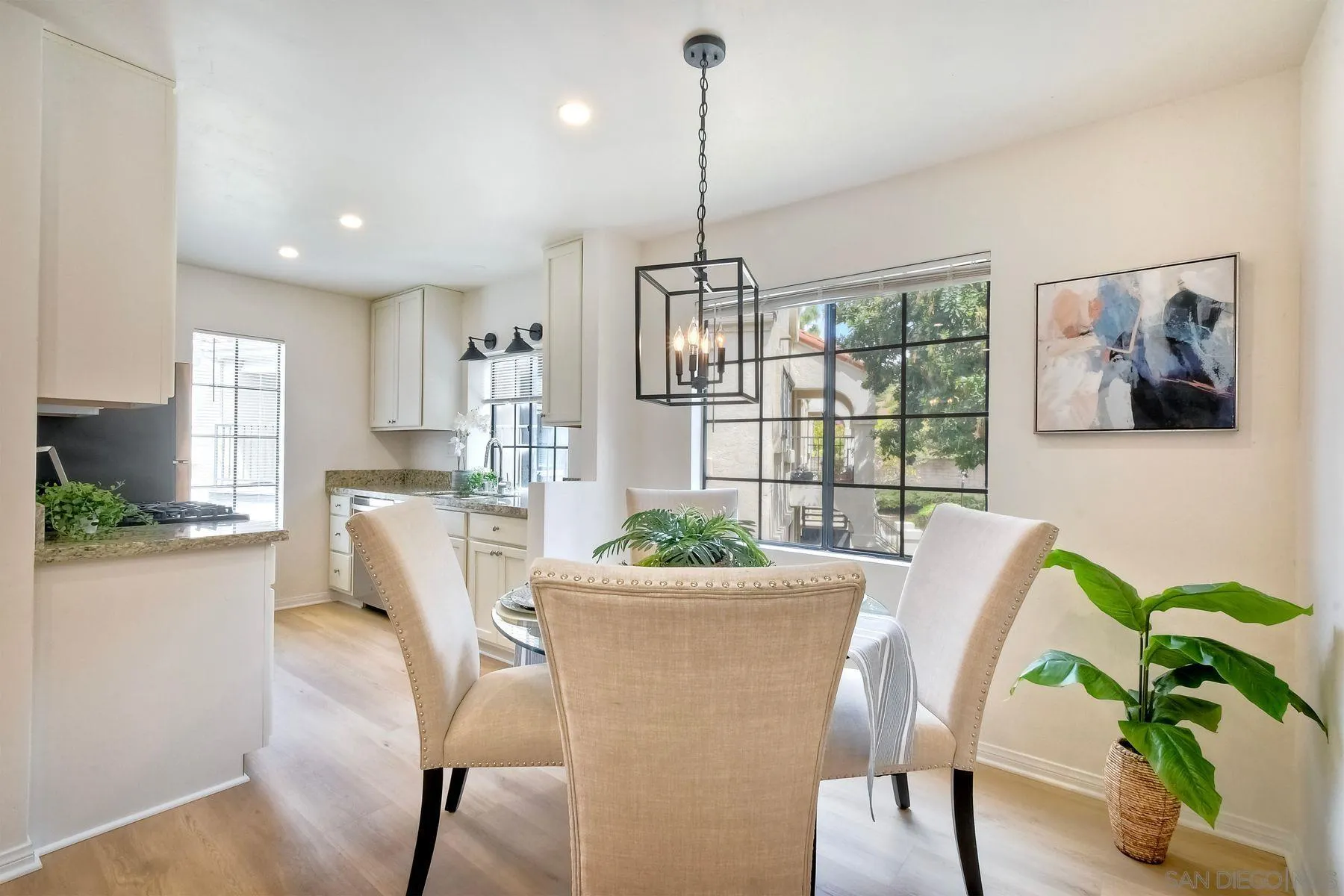 https://cdn.realtyfeed.com/cdn/127/250037733/9eabadc622b33d3d5c801745163baa82.webp