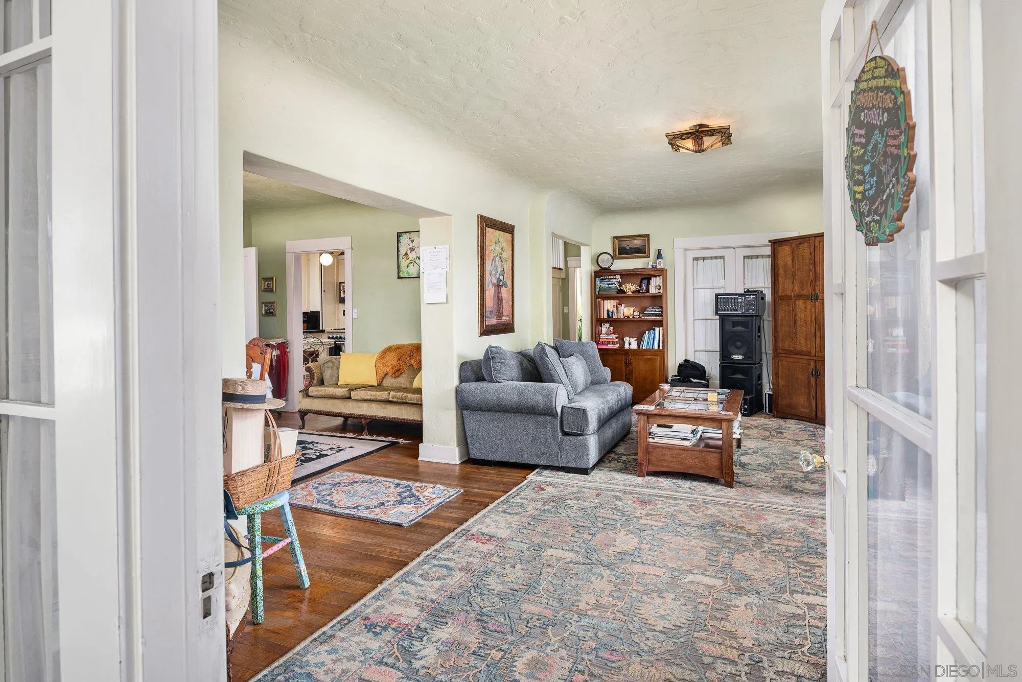 https://cdn.realtyfeed.com/cdn/127/250037741/79ed7b8ecd475af9d50b5d1452373a50.webp
