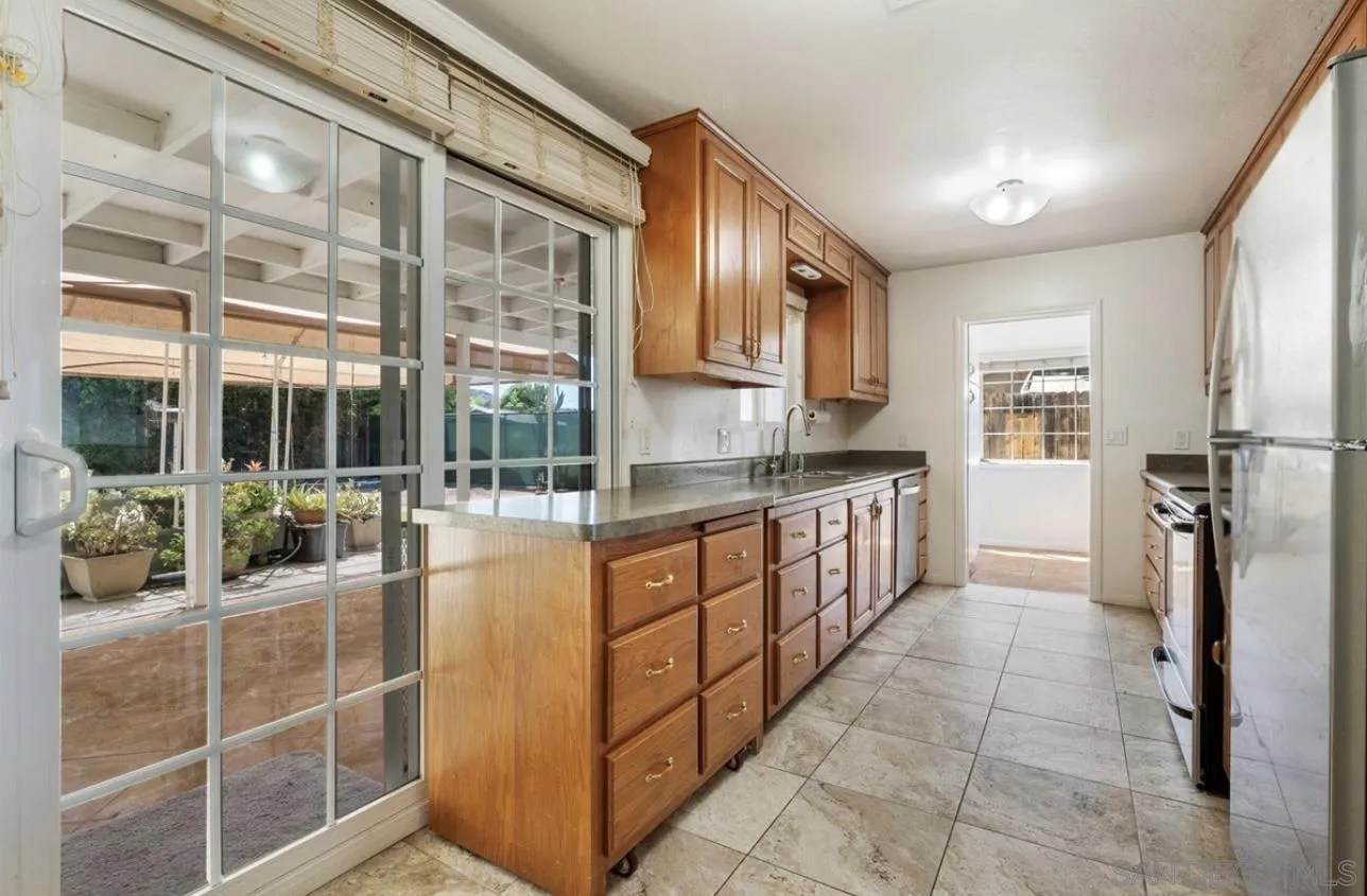 https://cdn.realtyfeed.com/cdn/127/250037745/1a853a8cb7fccf39c760159e8b1e78c5.webp