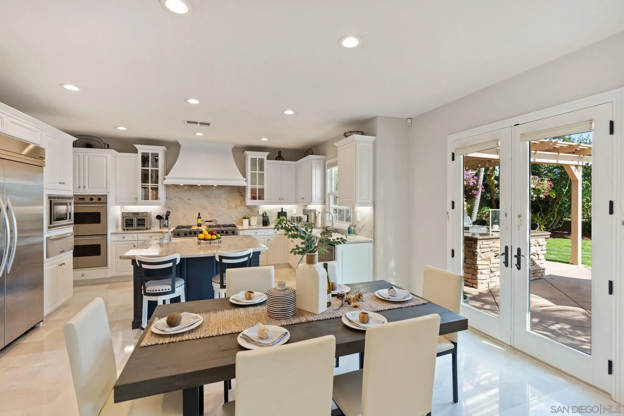 https://cdn.realtyfeed.com/cdn/127/250037748/1a84af69641b502ecc926e5db8ee6853.webp