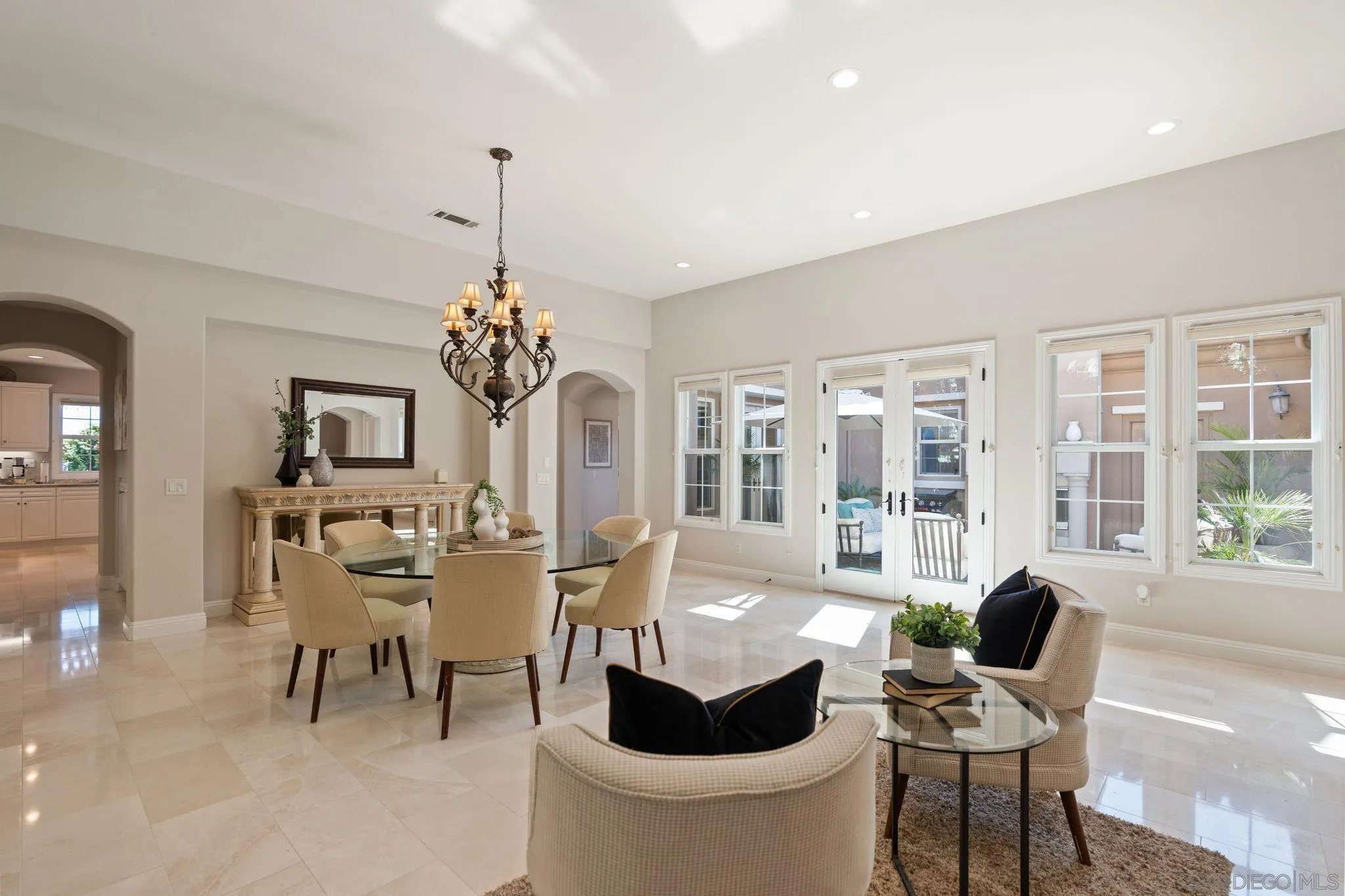 https://cdn.realtyfeed.com/cdn/127/250037748/27d8d89e9c4b9c4ad4c1feb77715c768.webp