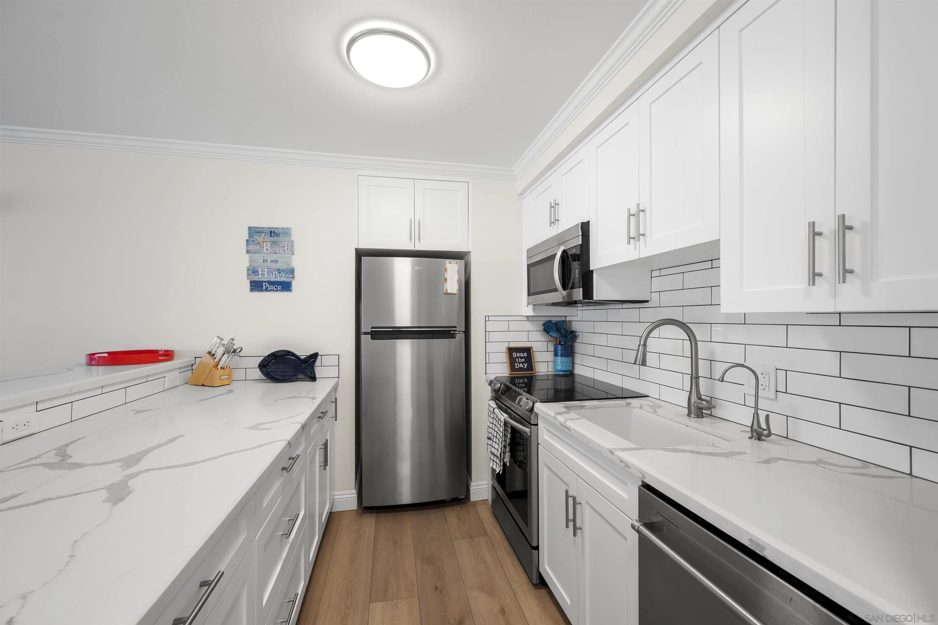 https://cdn.realtyfeed.com/cdn/127/250037751/2bcd9019dc3ac0b7bbef5cfd3b14e913.webp
